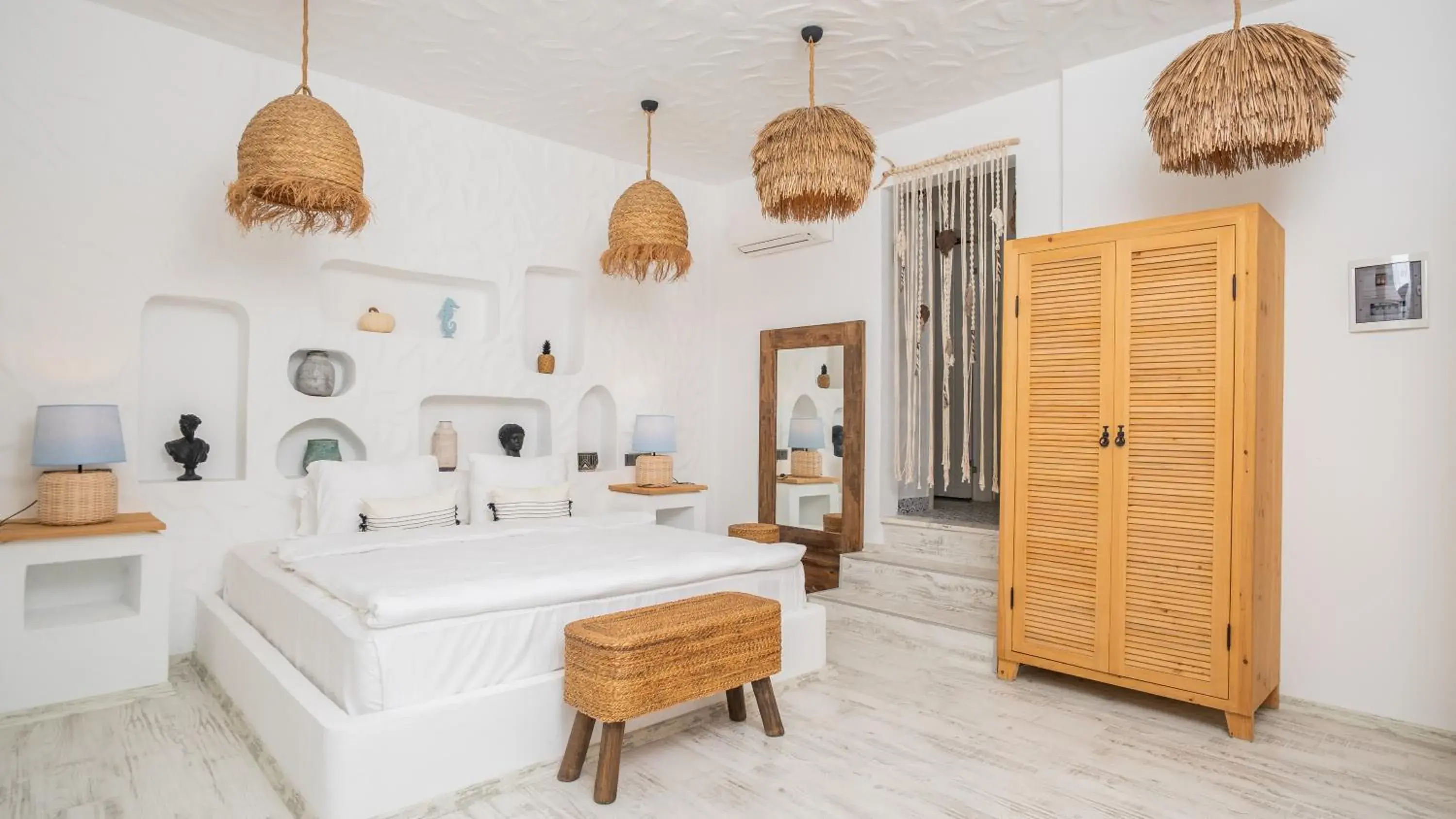 Photo of the whole room, Bed in Salonika Suites Photo of the whole room, Bed in Salonika Suites