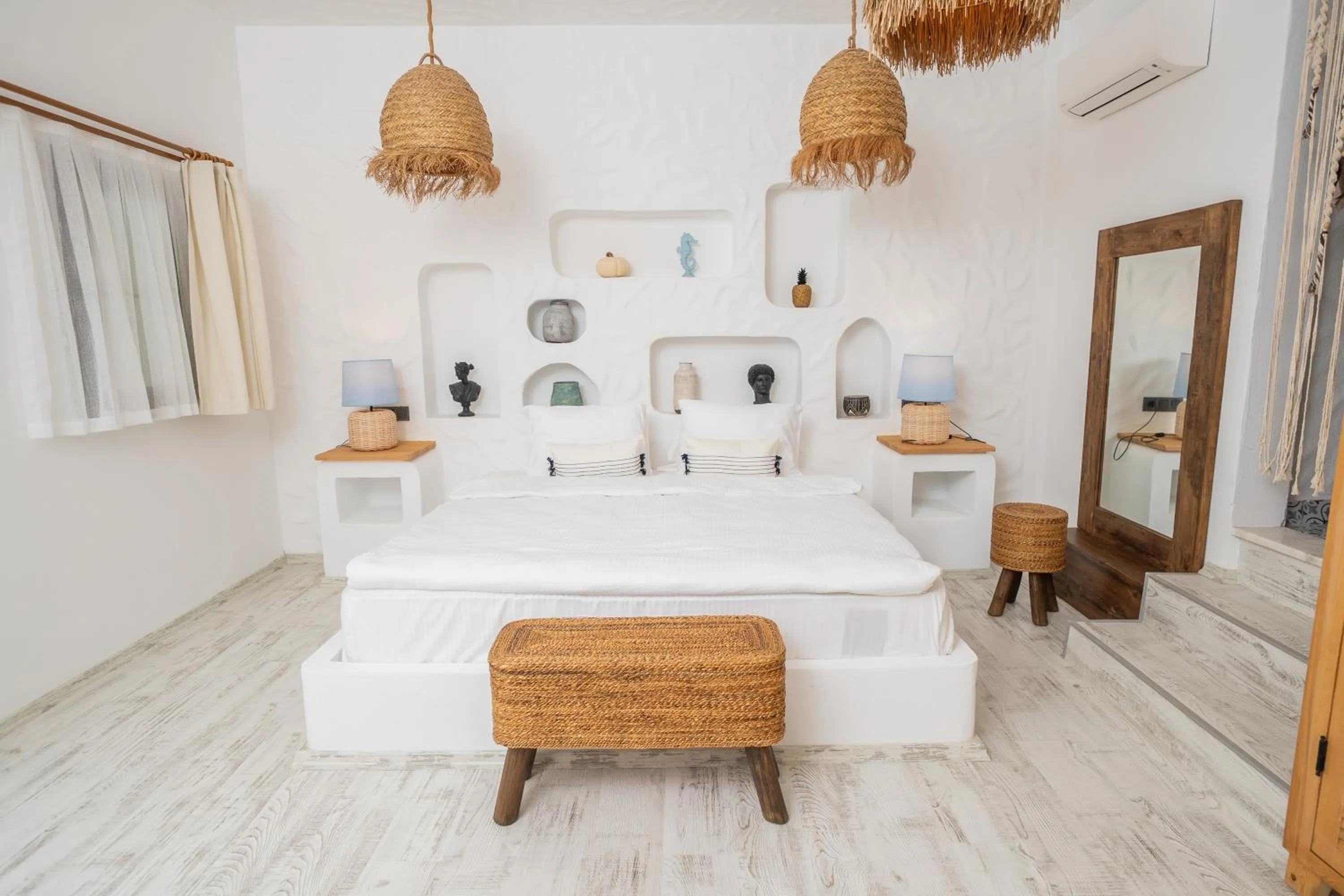 Photo of the whole room in Salonika Suites