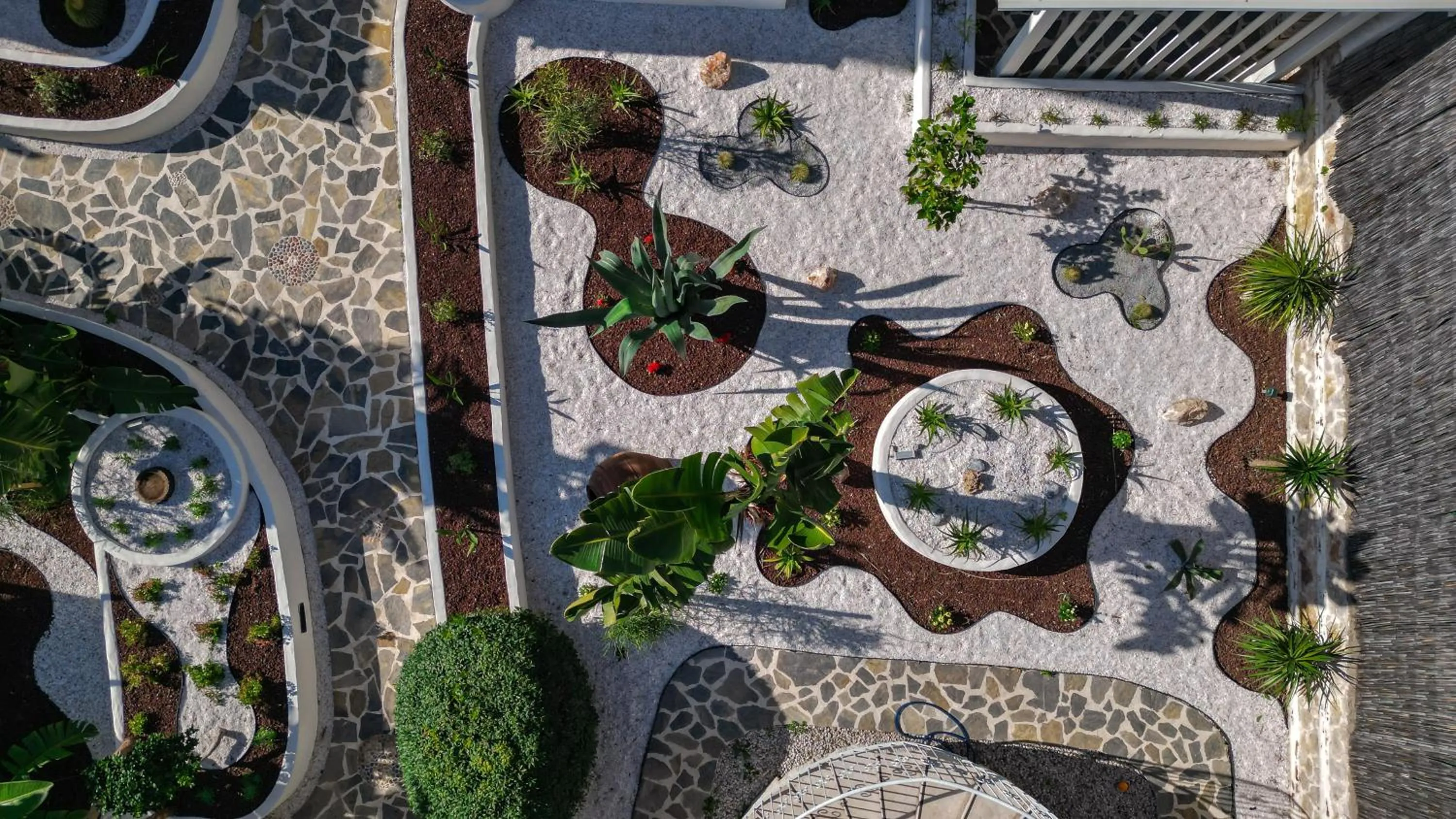 Garden in Salonika Suites
