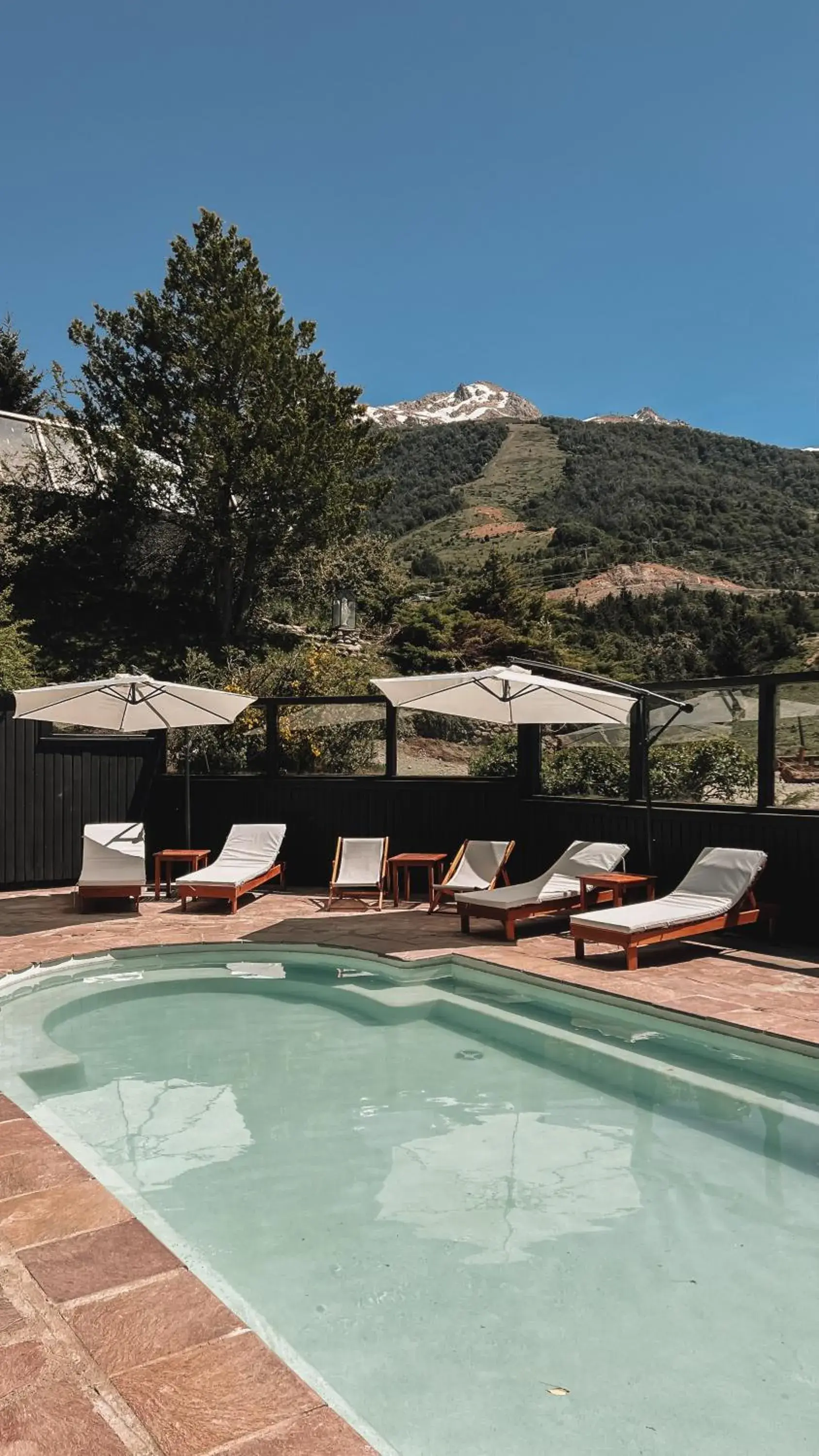 Swimming pool in Hotel Catedral Patagonia Ski & Wellness Swimming pool in Hotel Catedral Patagonia Ski & Wellness