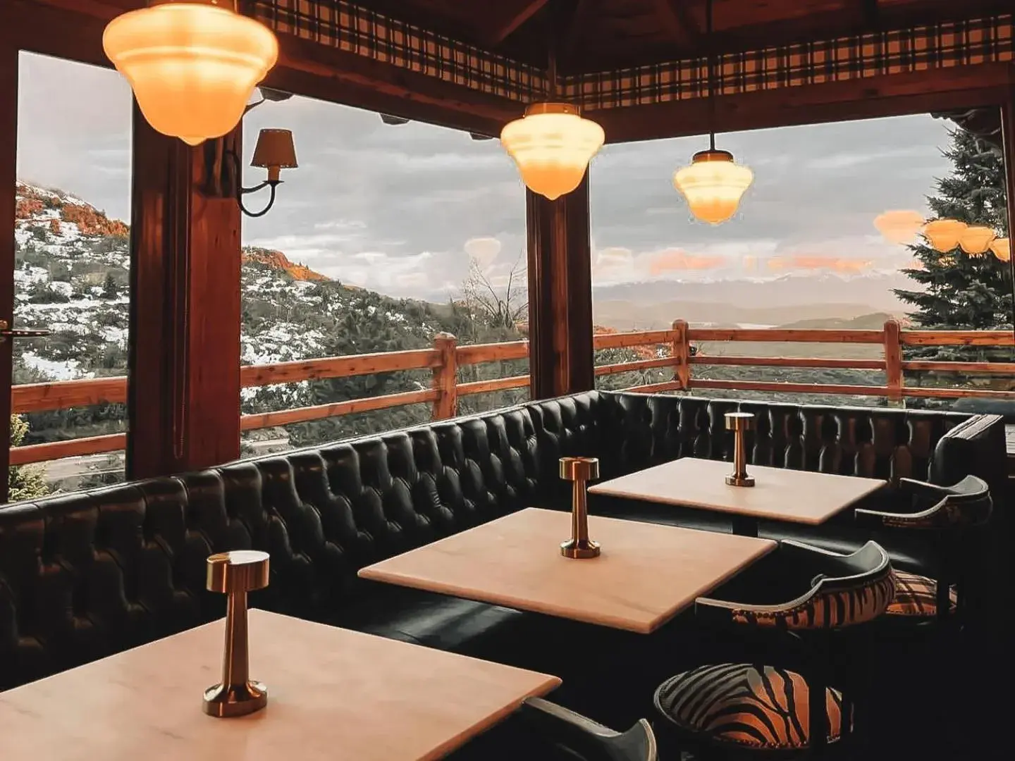 Restaurant/places to eat in Hotel Catedral Patagonia Ski & Wellness Restaurant/places to eat in Hotel Catedral Patagonia Ski & Wellness