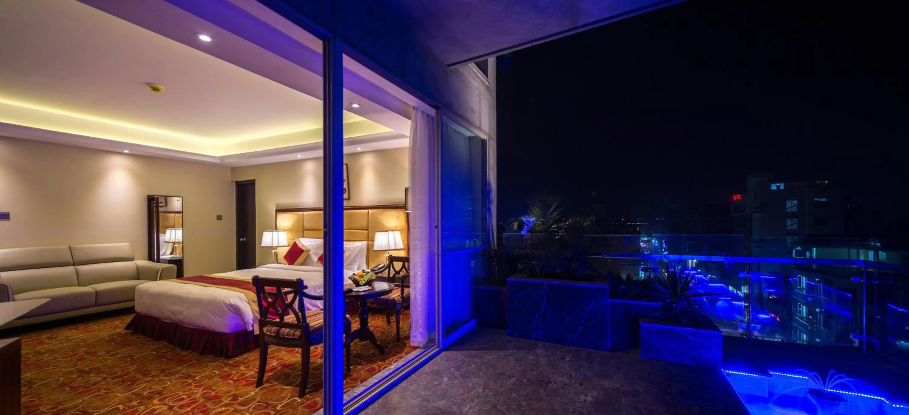 Balcony/Terrace, Bed in Grand Palace Hotel & Resorts Rangpur