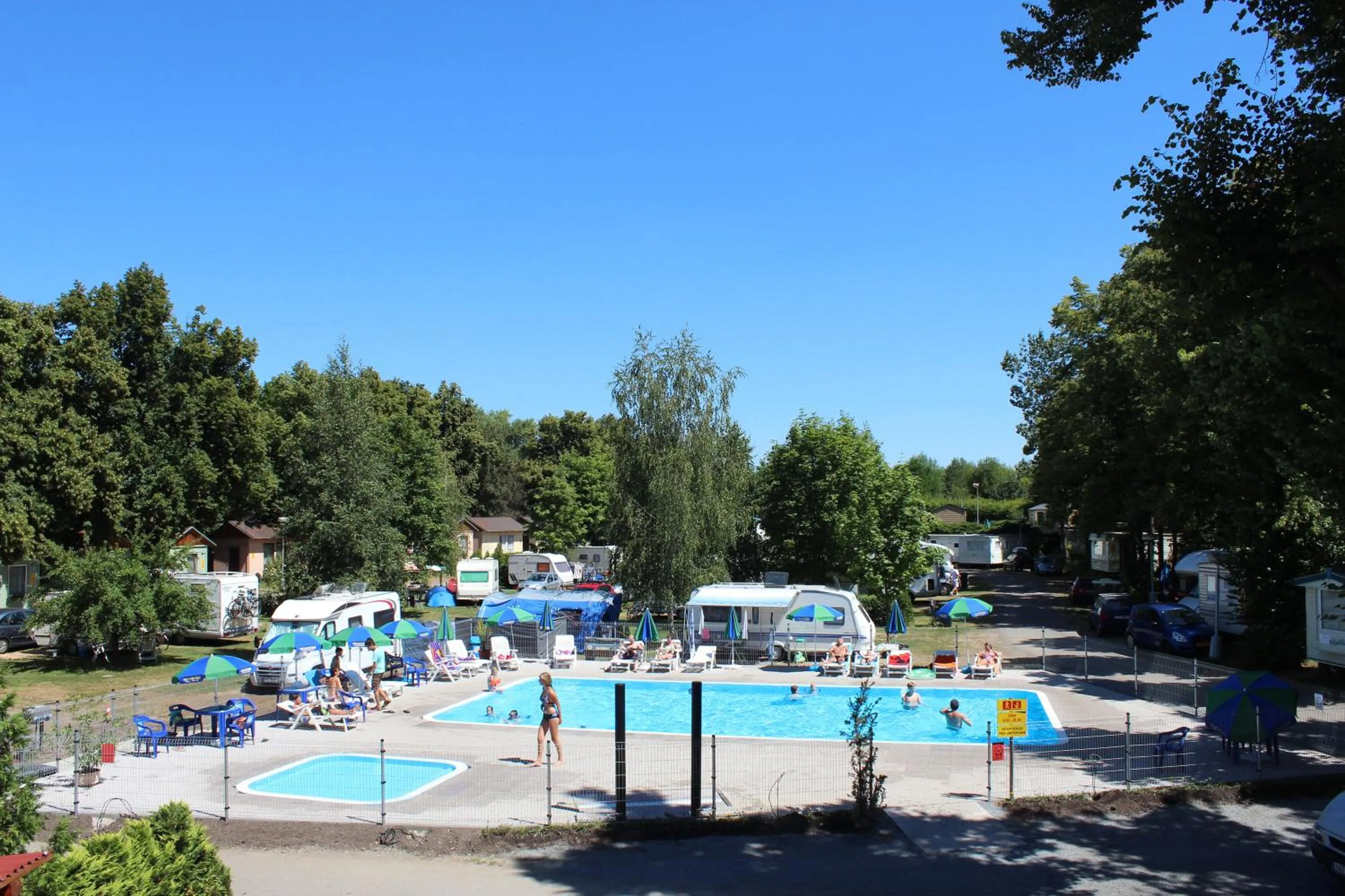 Pool view in Camping Sokol Praha