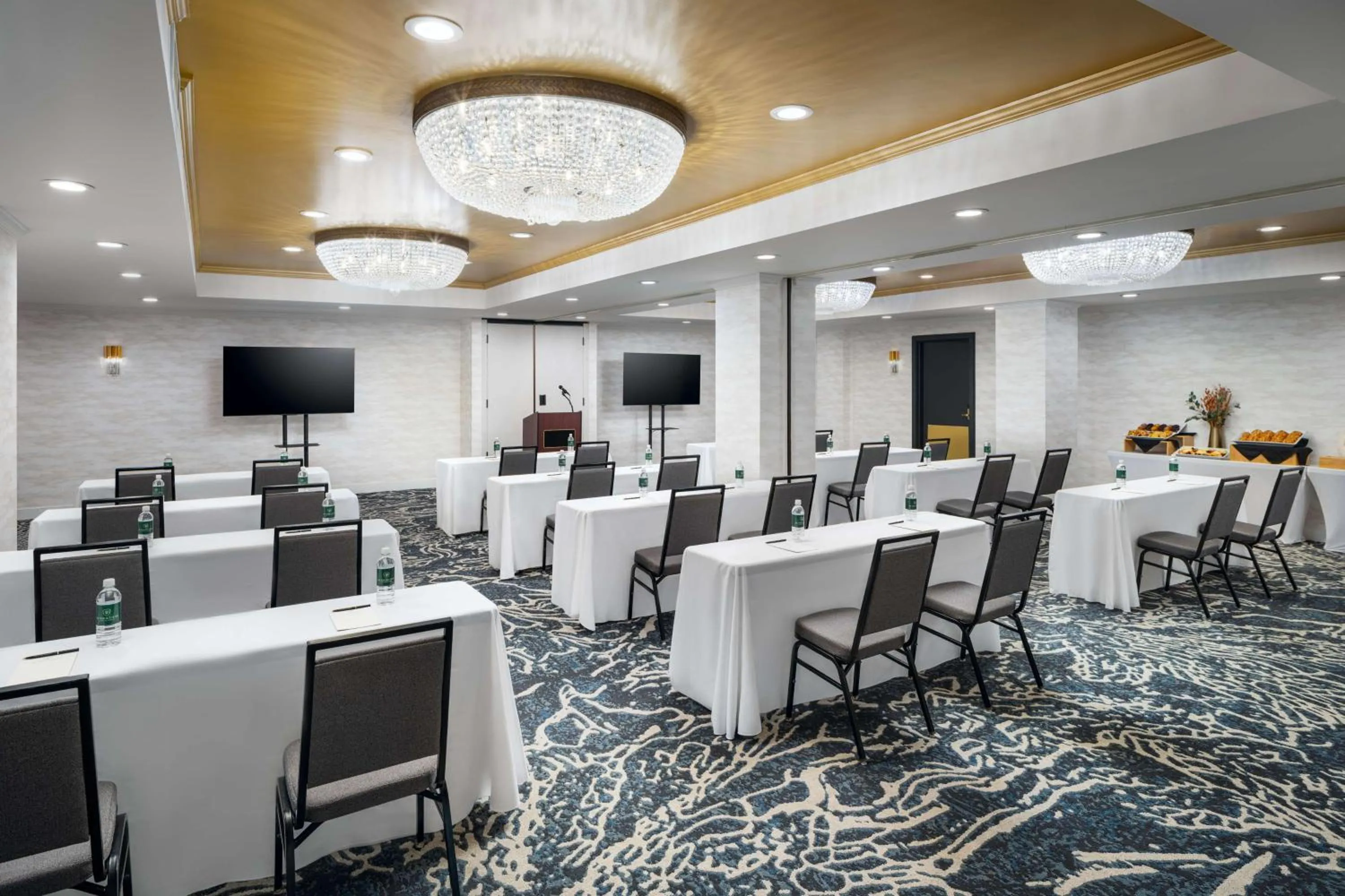Meeting/conference room in The Terrace Hotel Lakeland, Tapestry Collection by Hilton