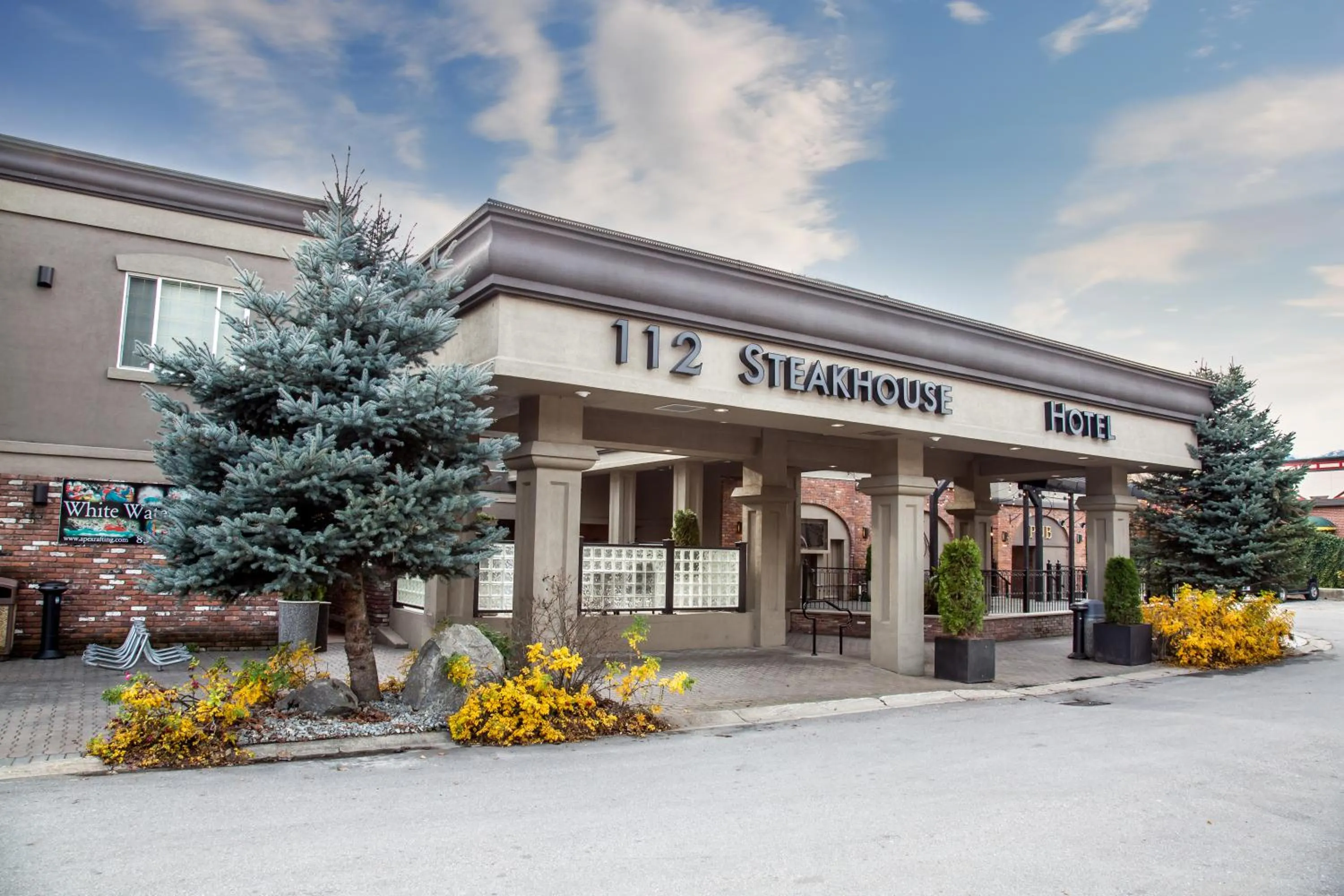 Property building in Regent Hotel Revelstoke