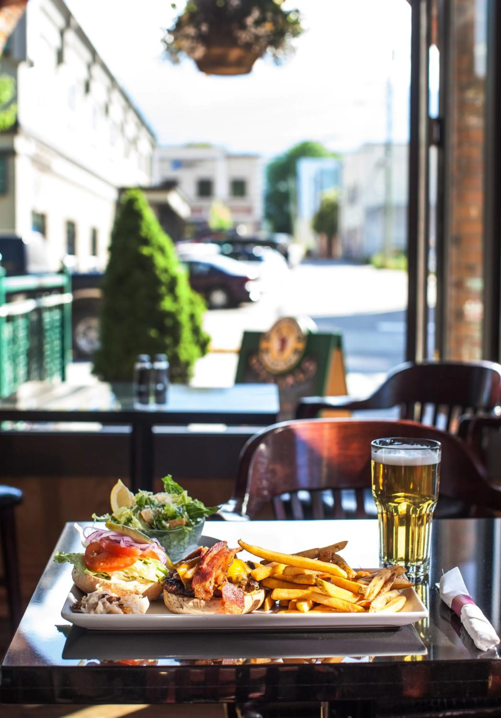 Restaurant/places to eat in Regent Hotel Revelstoke