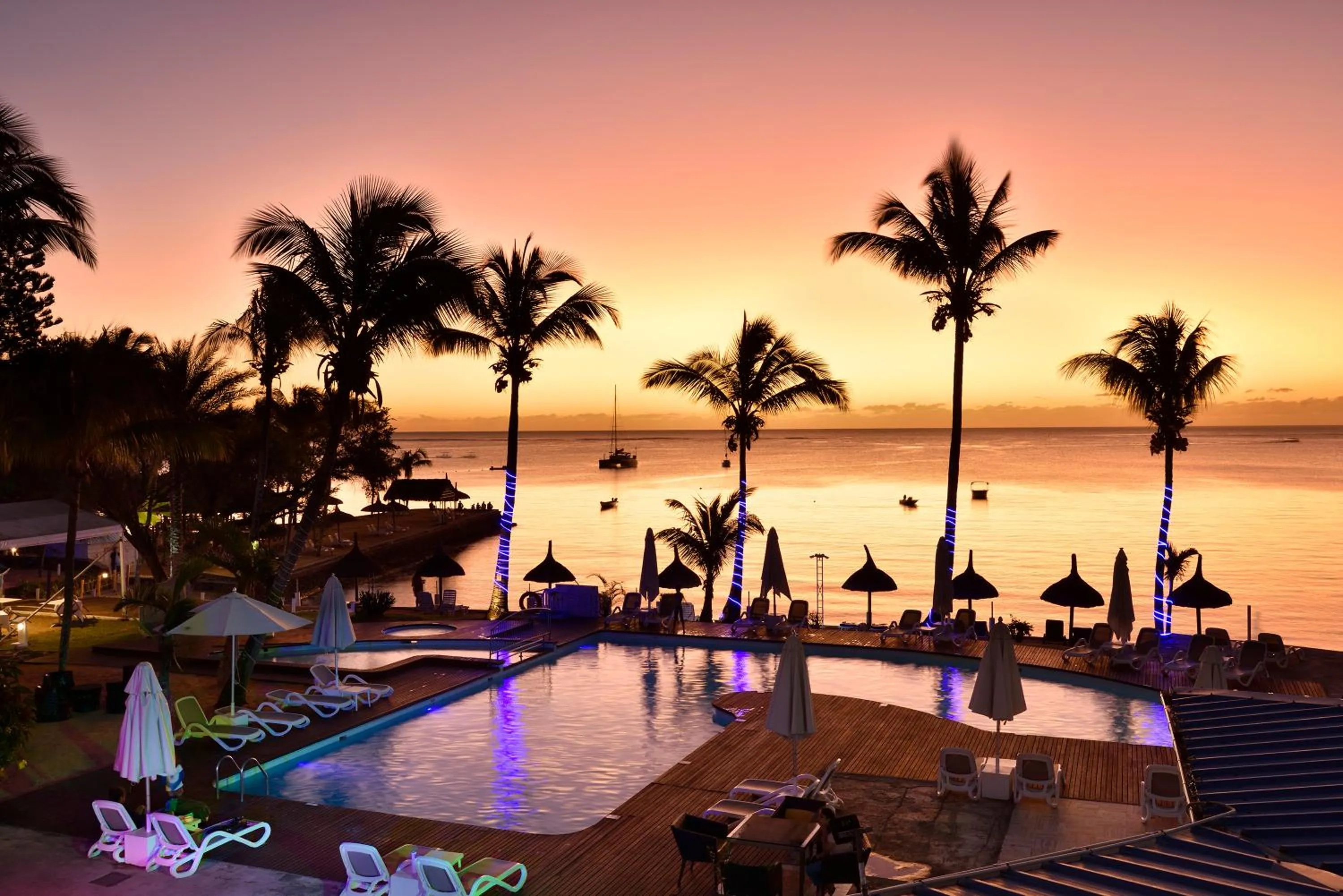 Sunset in Coral Azur Beach Resort Mont Choisy