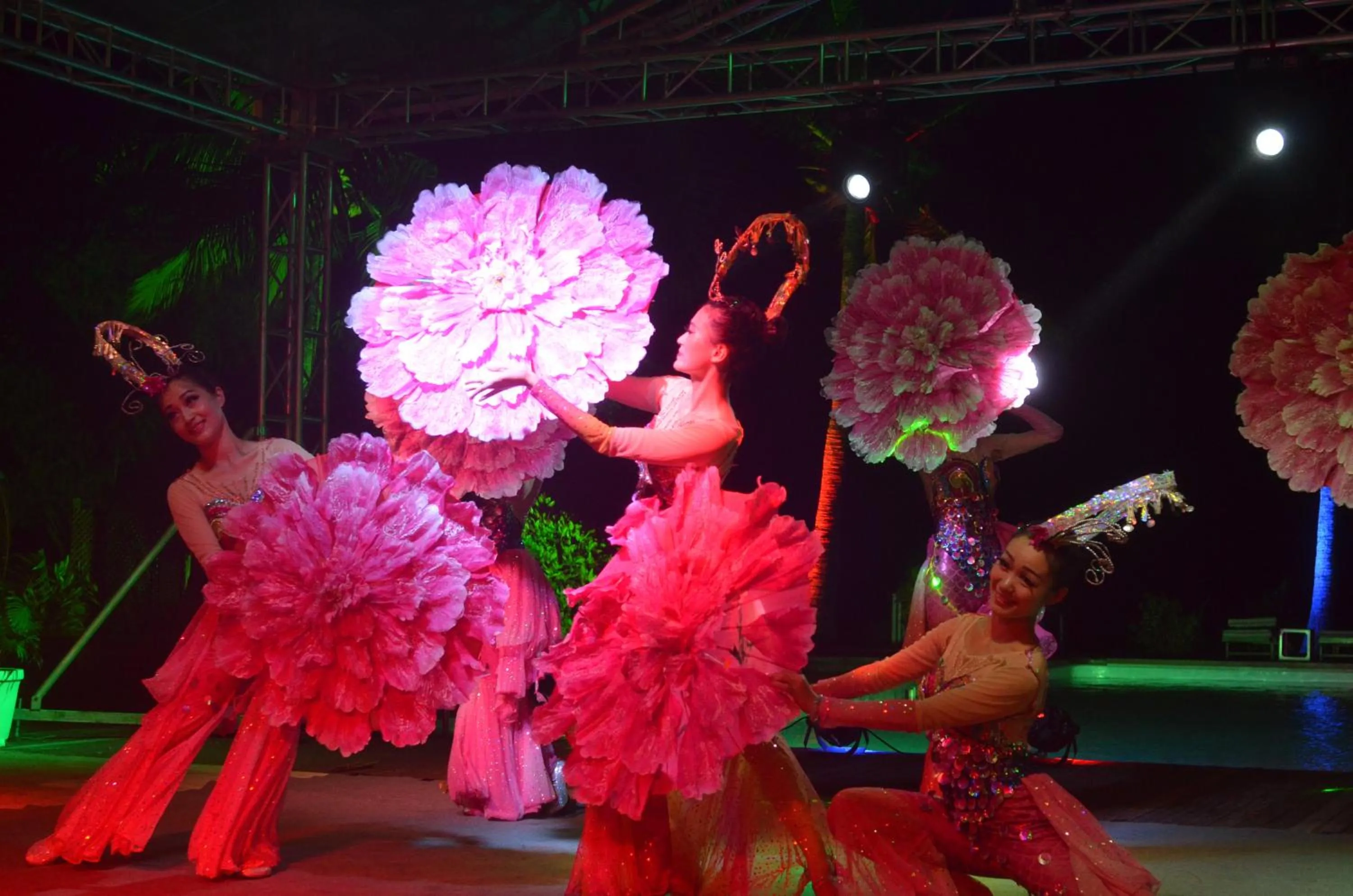 Evening entertainment in Coral Azur Beach Resort Mont Choisy