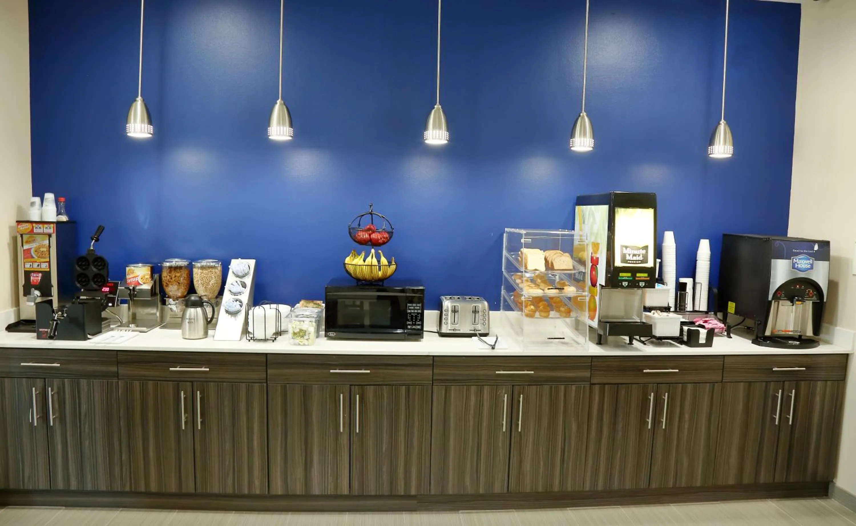 Americas Best Value Inn & Suites-Prairieville