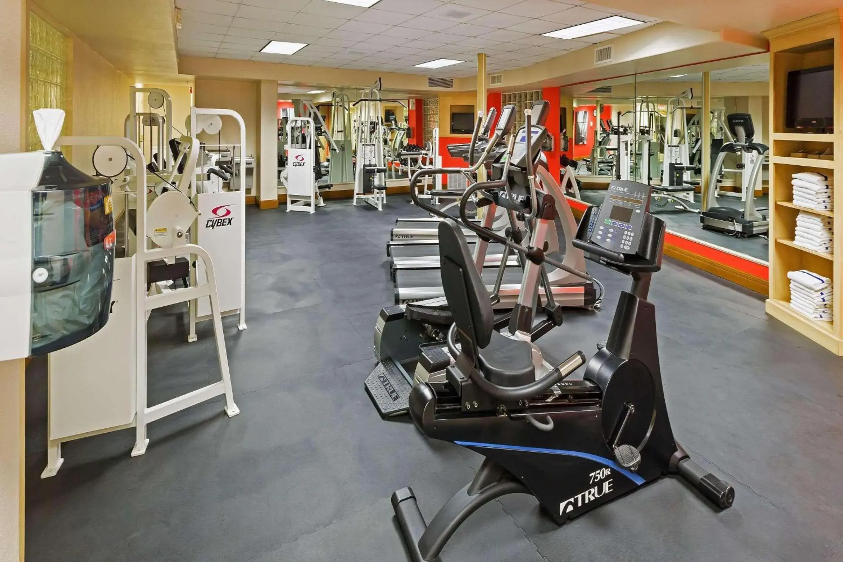Fitness centre/facilities in Radisson Hotel El Paso Airport Fitness centre/facilities in Radisson Hotel El Paso Airport