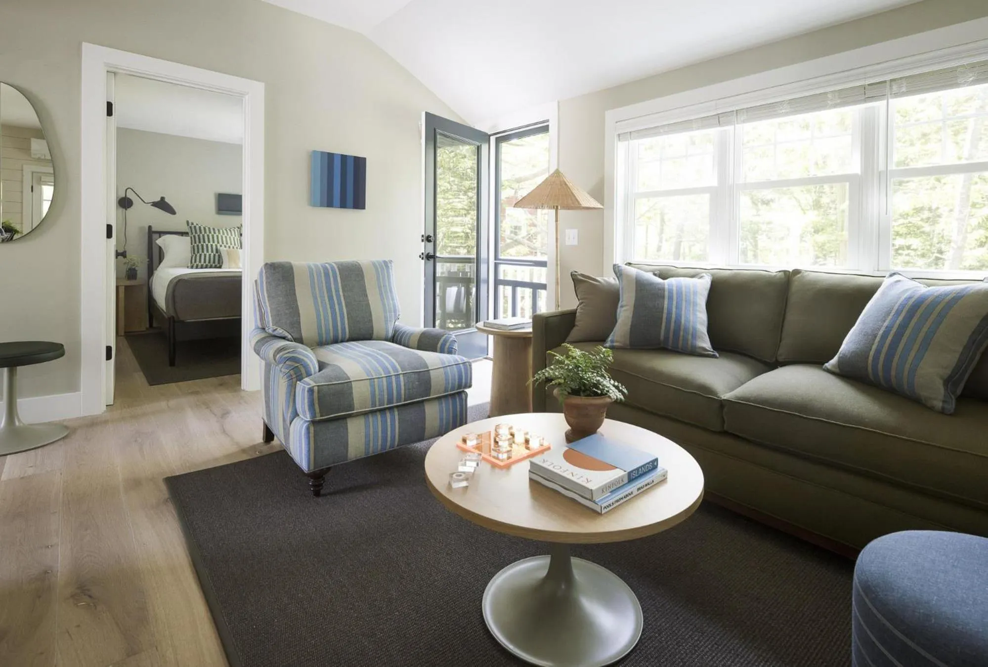 Photo of the whole room in The Lodge on the Cove