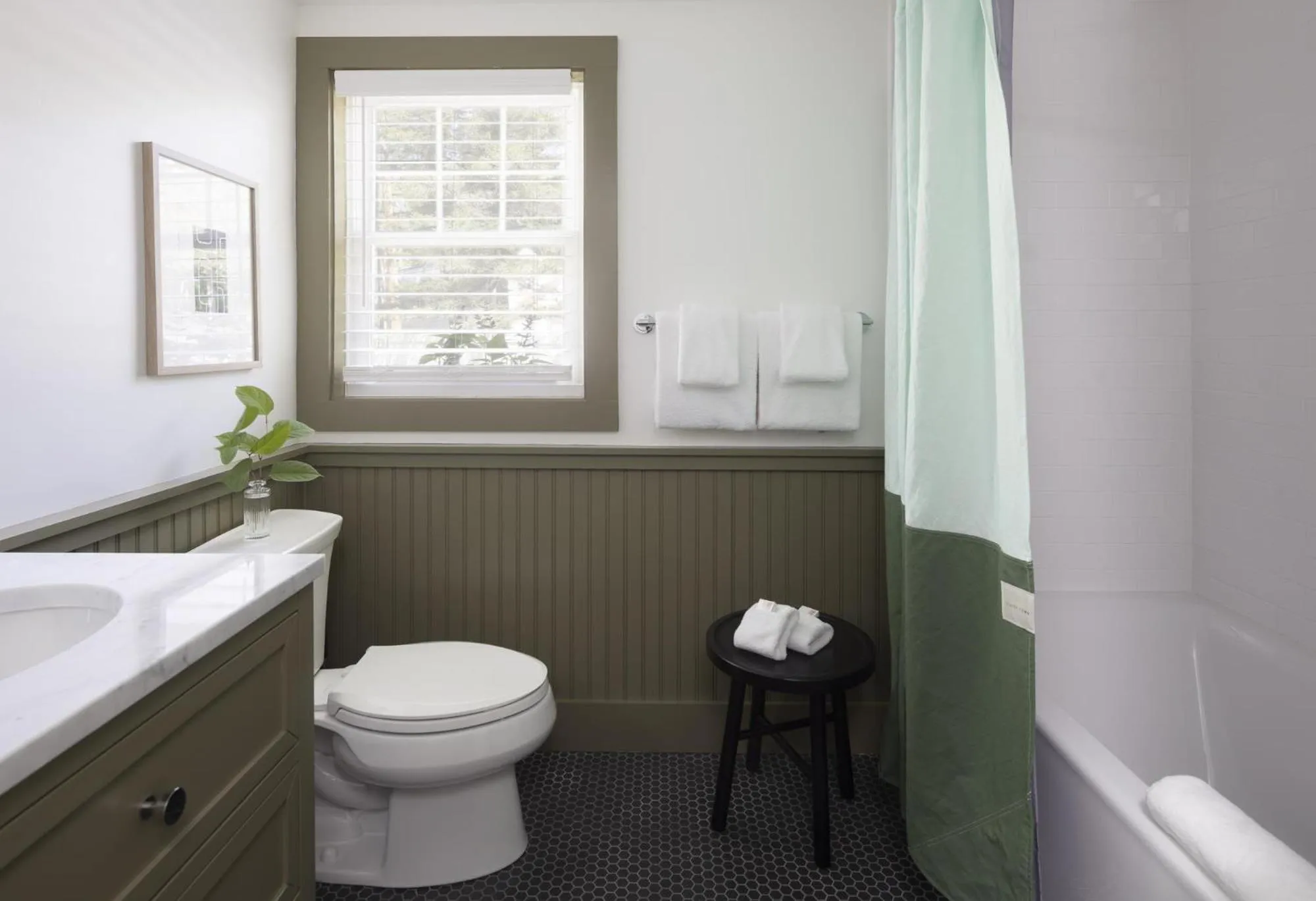 Bathroom in The Lodge on the Cove