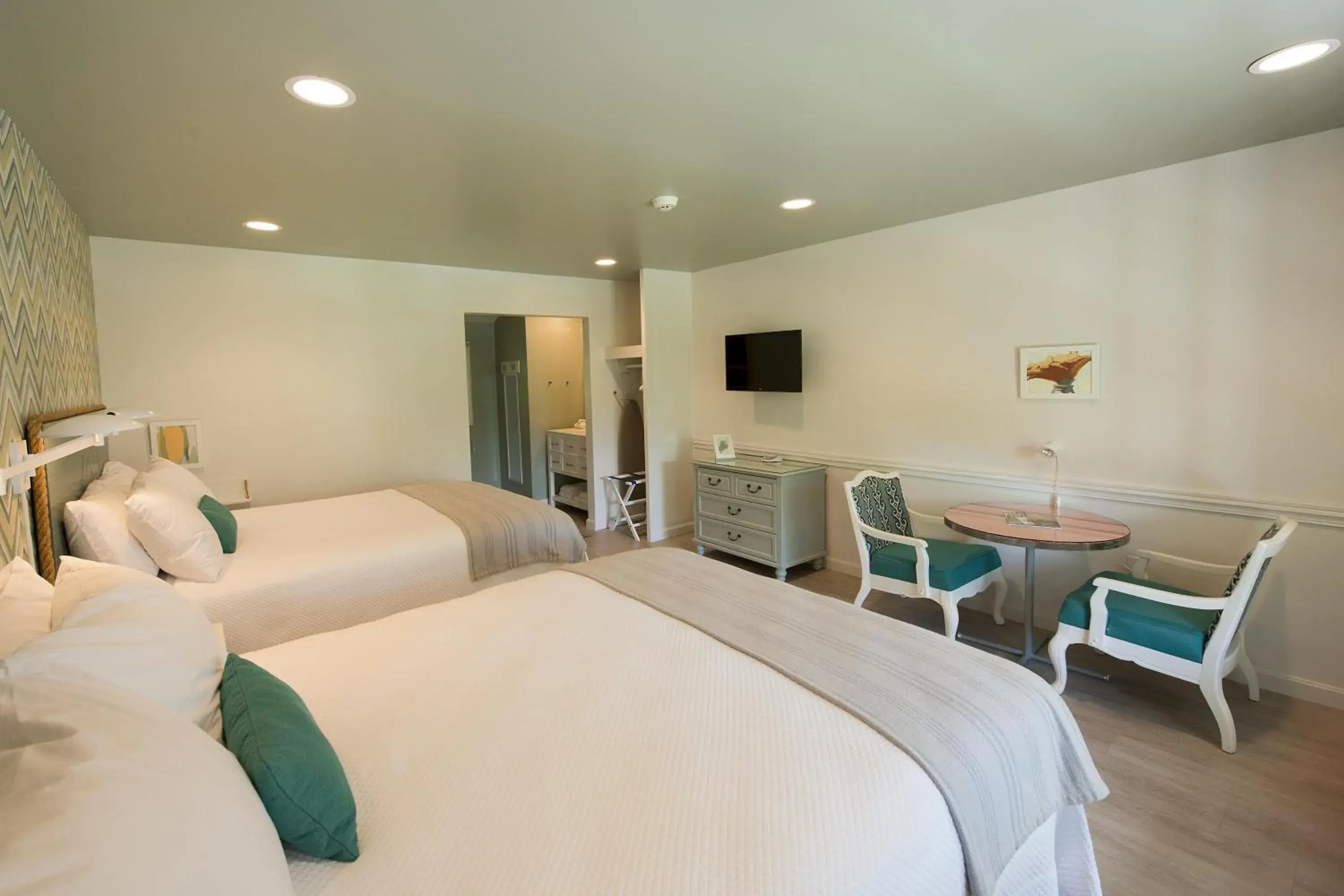 Bedroom, Bed in The Lodge on the Cove Bedroom, Bed in The Lodge on the Cove