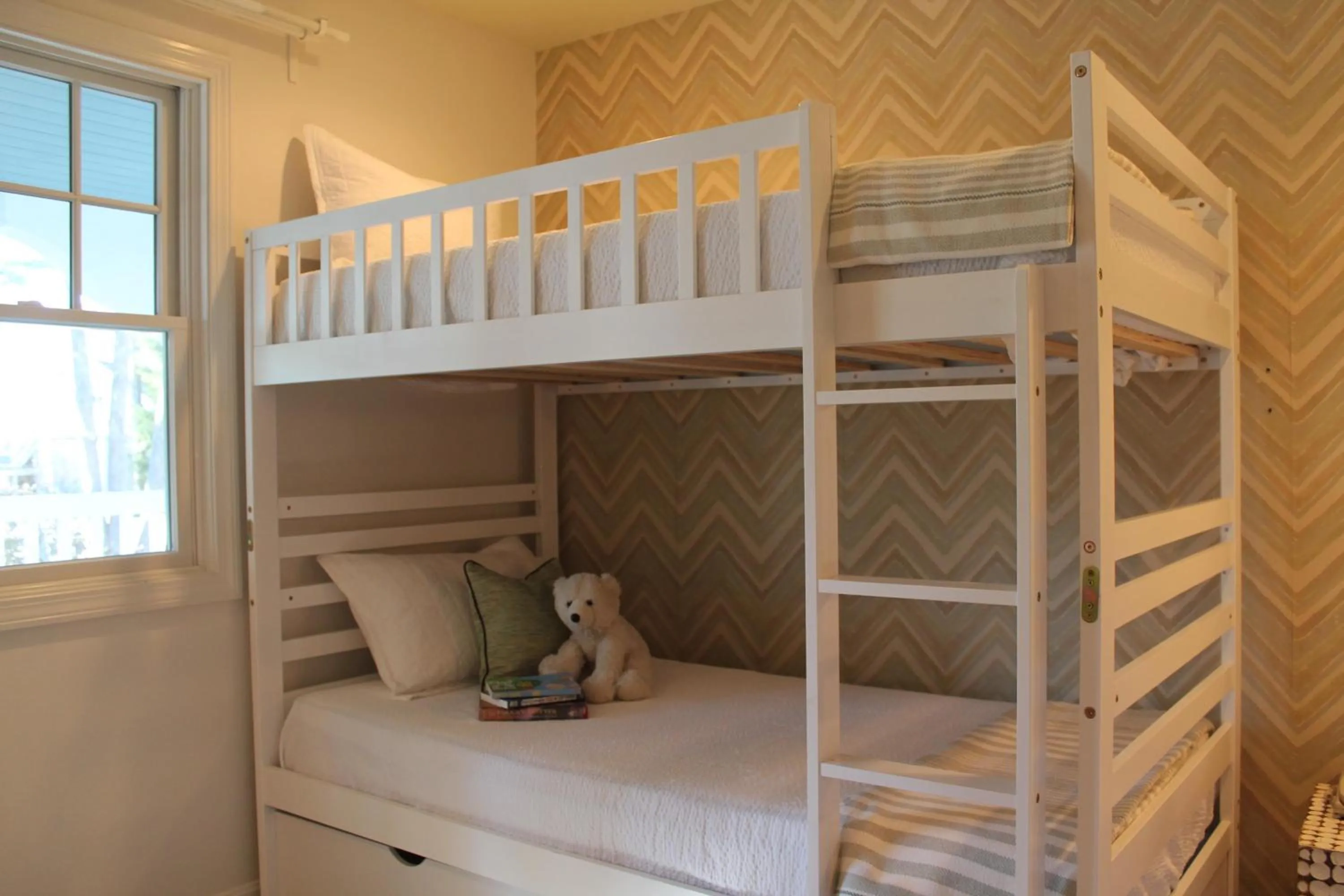 Bedroom, Bed in The Lodge on the Cove