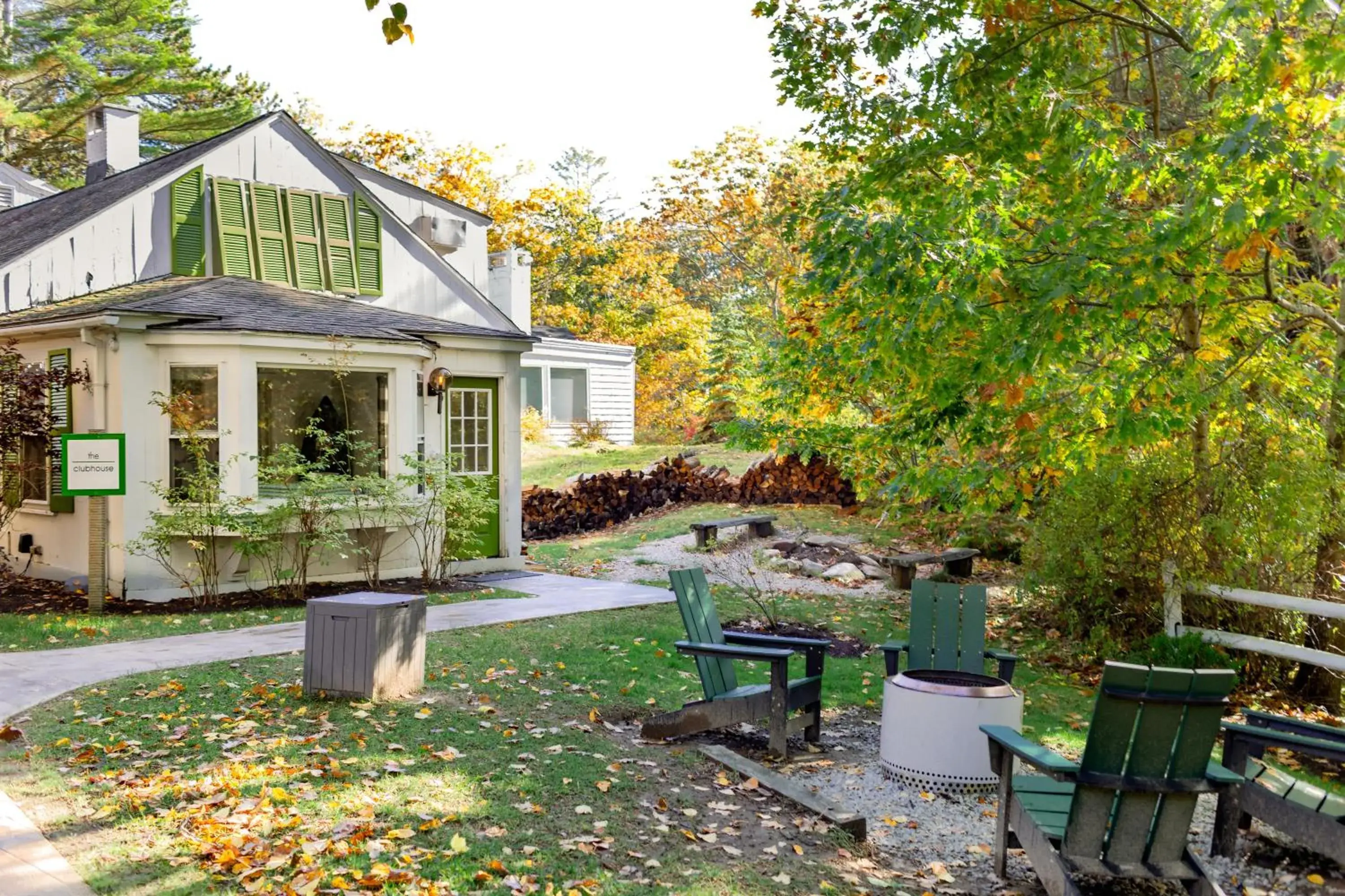 Property building in The Lodge on the Cove Property building in The Lodge on the Cove