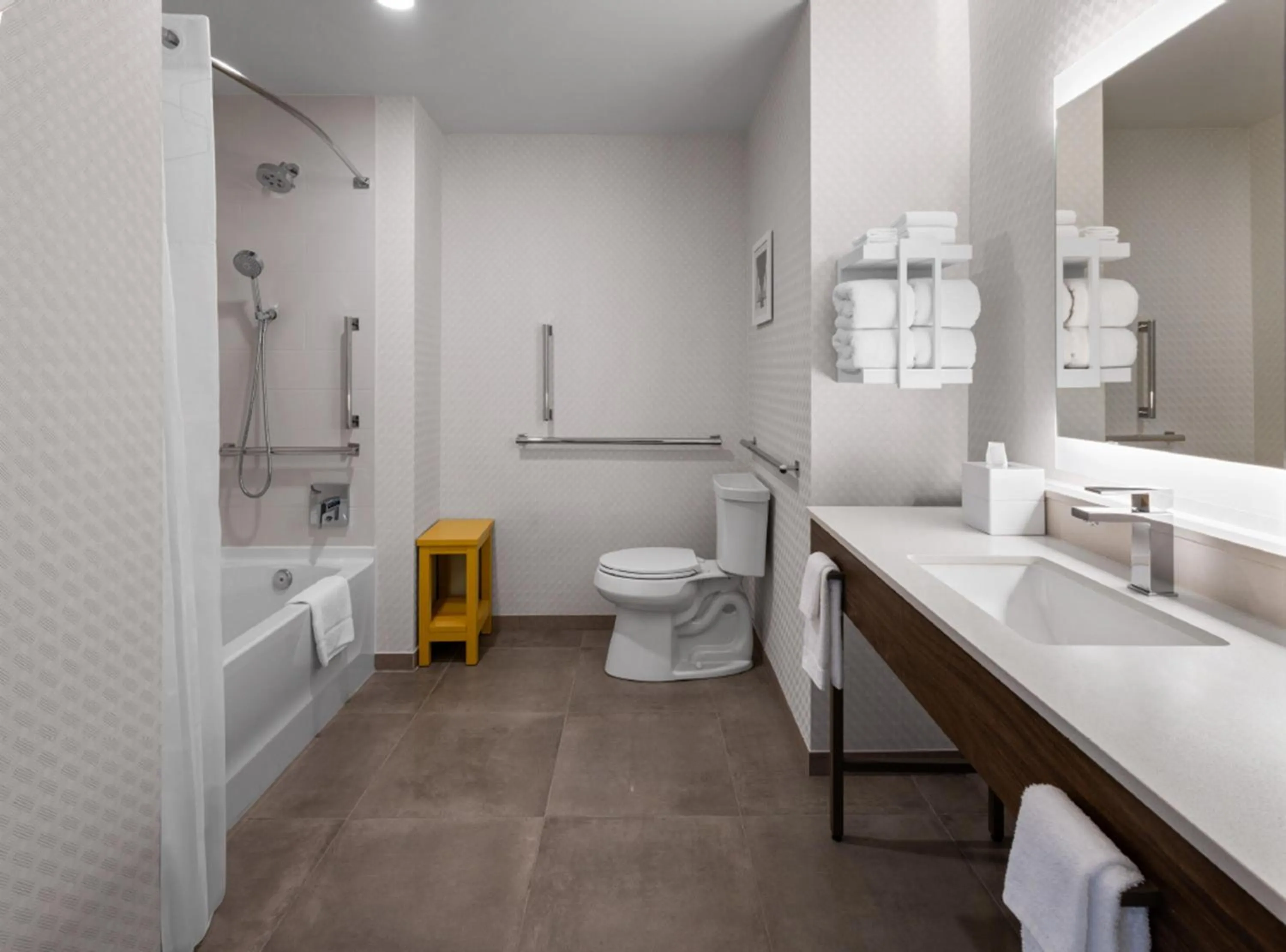 Bathroom in Hampton Inn & Suites Richmond Glenside