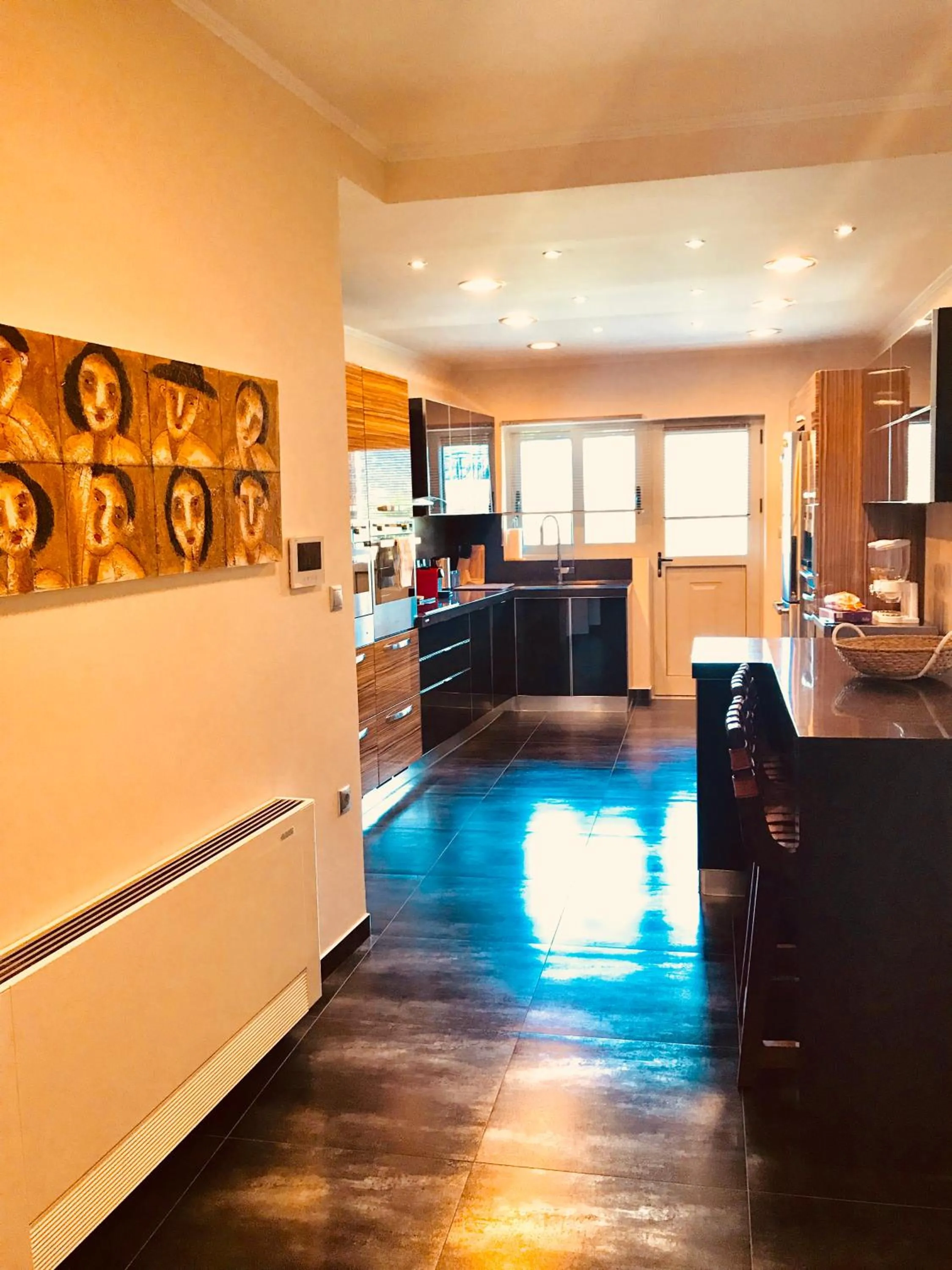 Communal kitchen in Villa Lydia