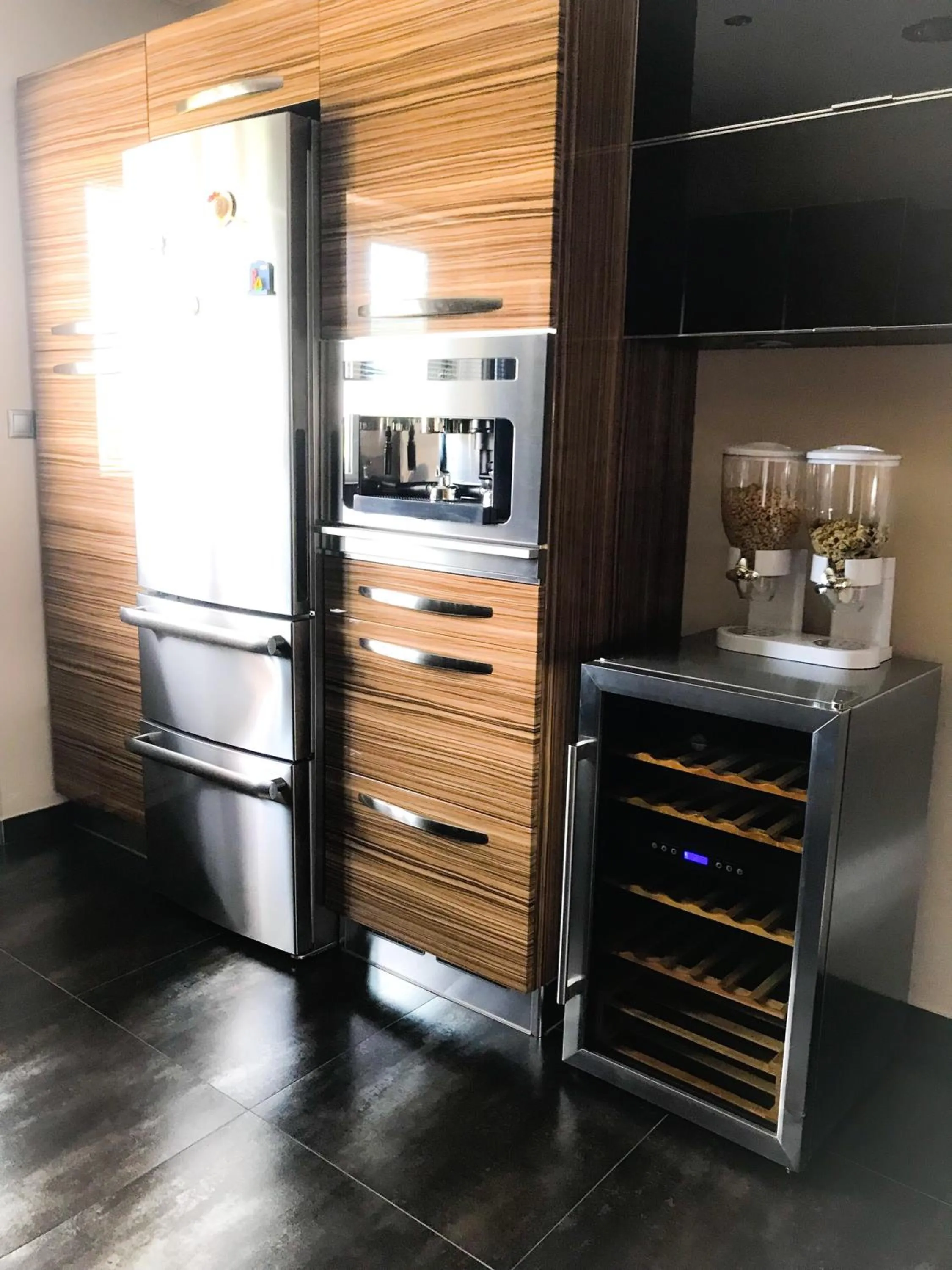 Coffee/tea facilities in Villa Lydia