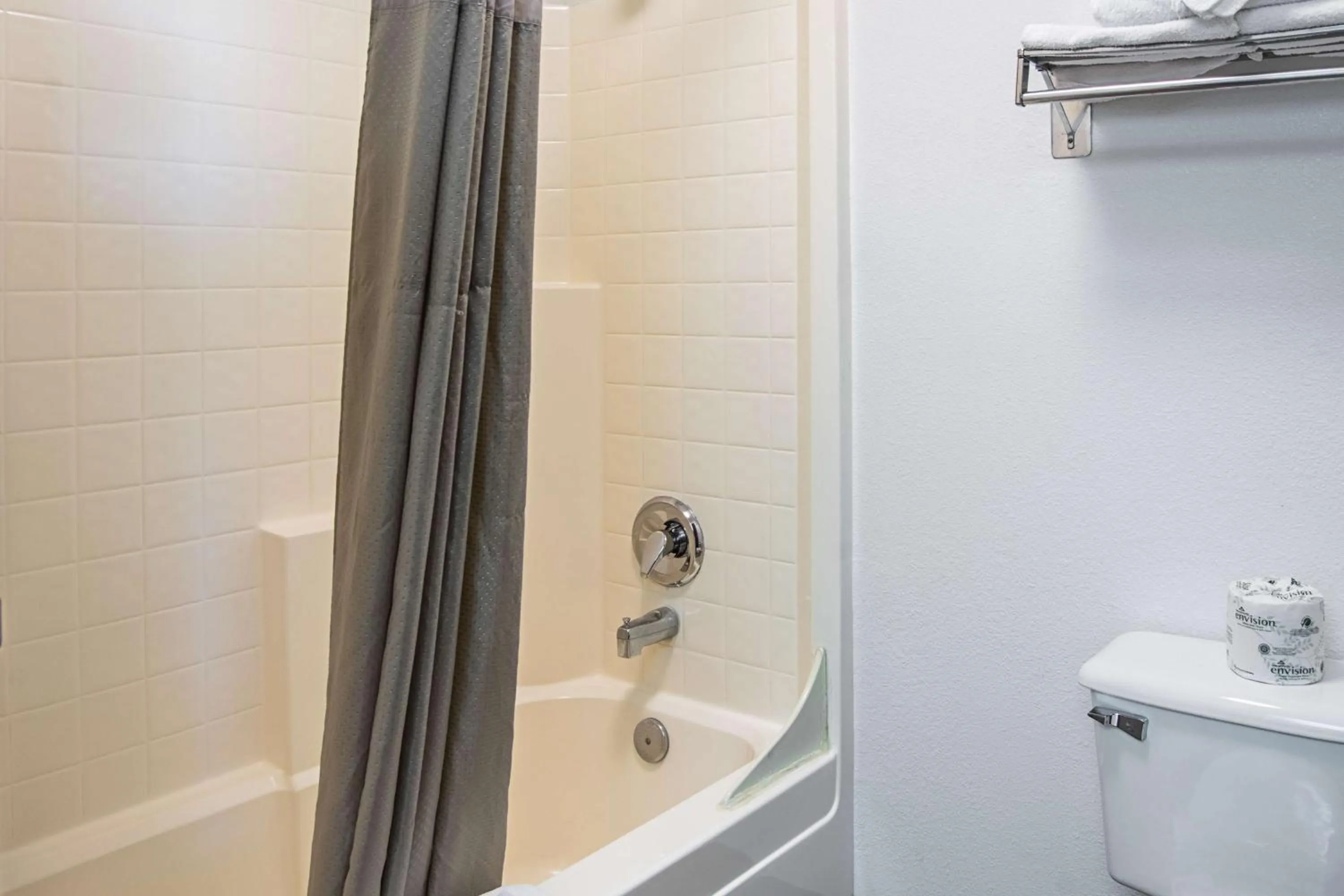 Shower in Motel 6-Newport, OR