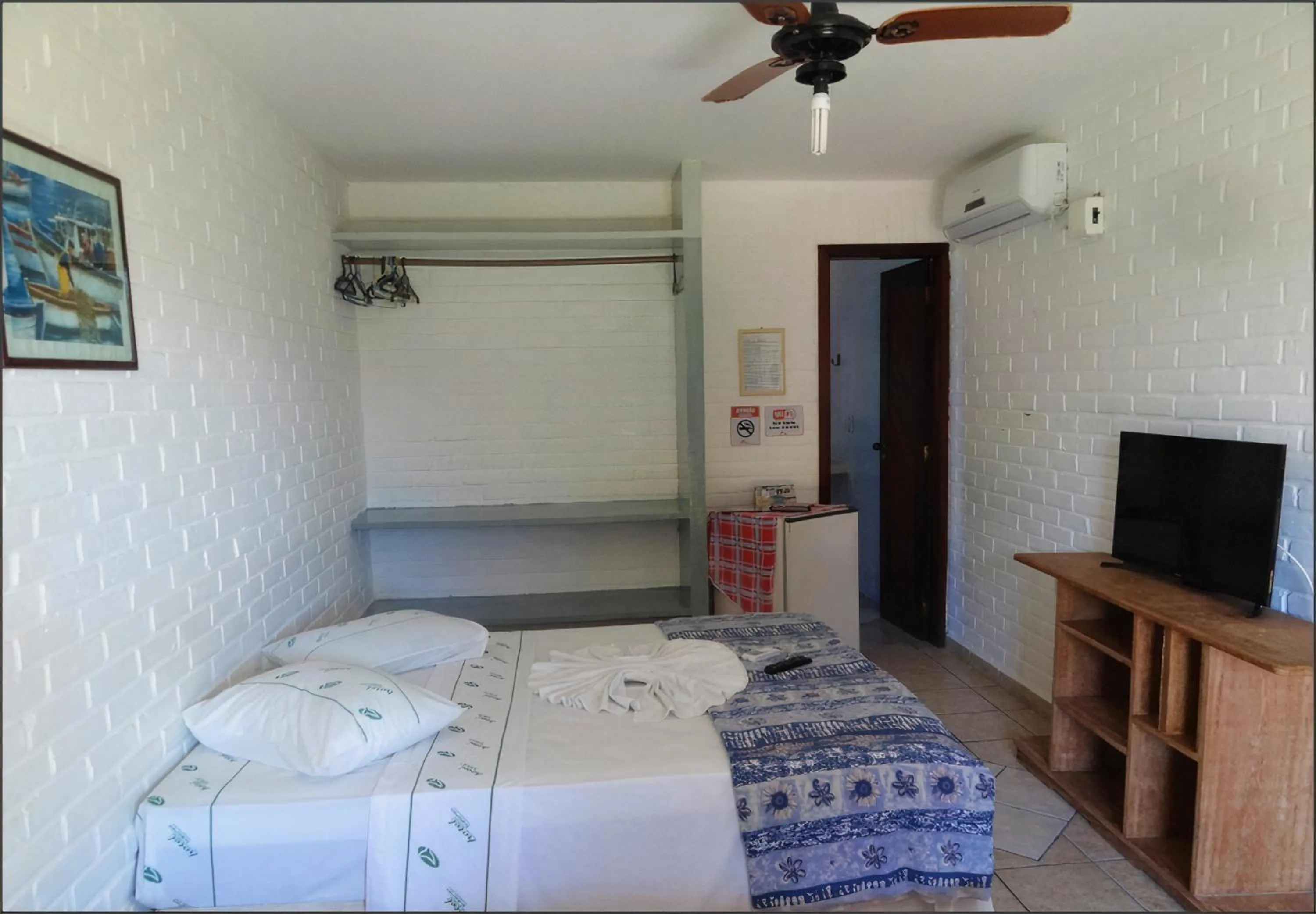 Bed in Hotel Tubarão