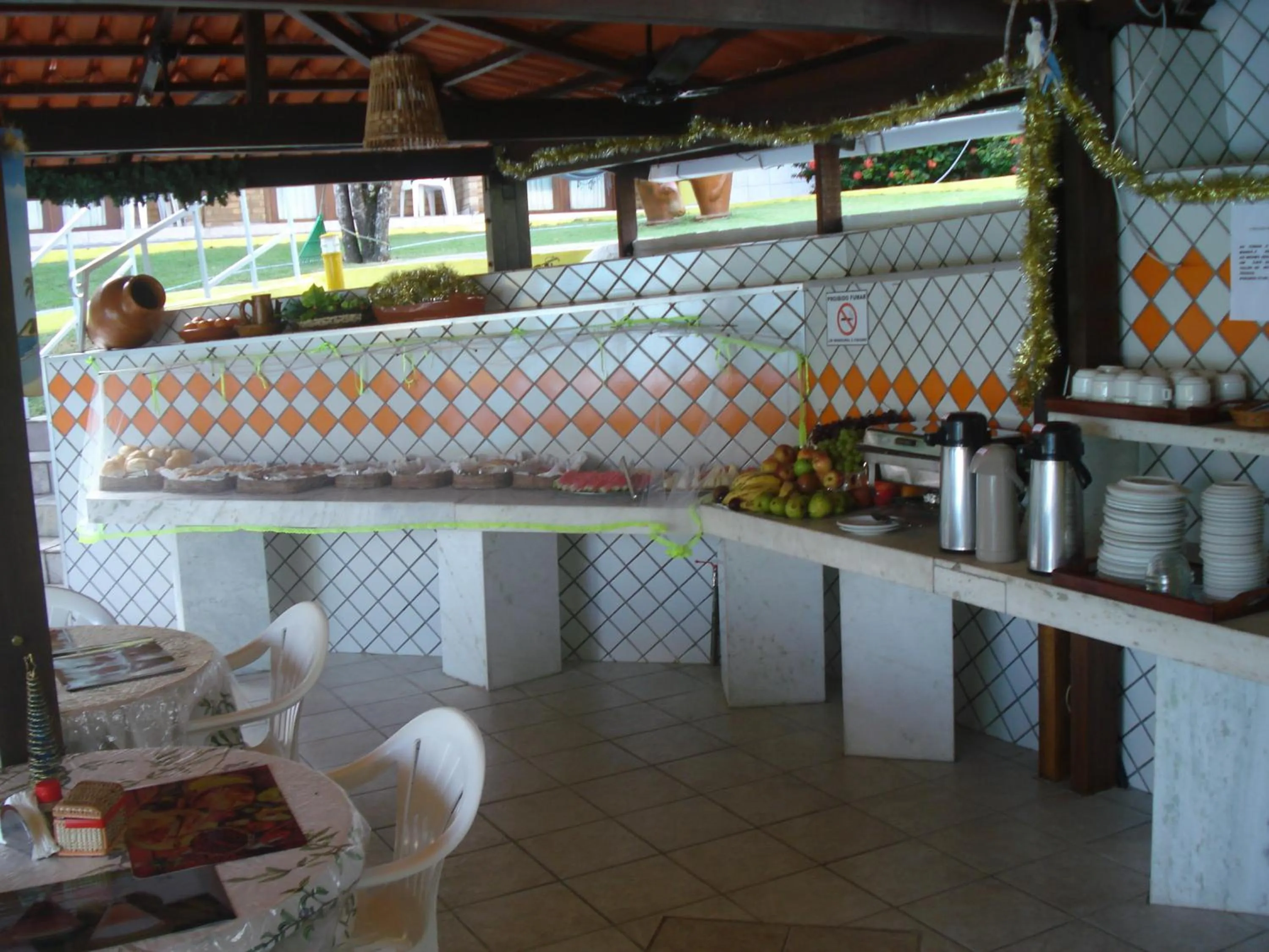 Restaurant/places to eat in Hotel Tubarão