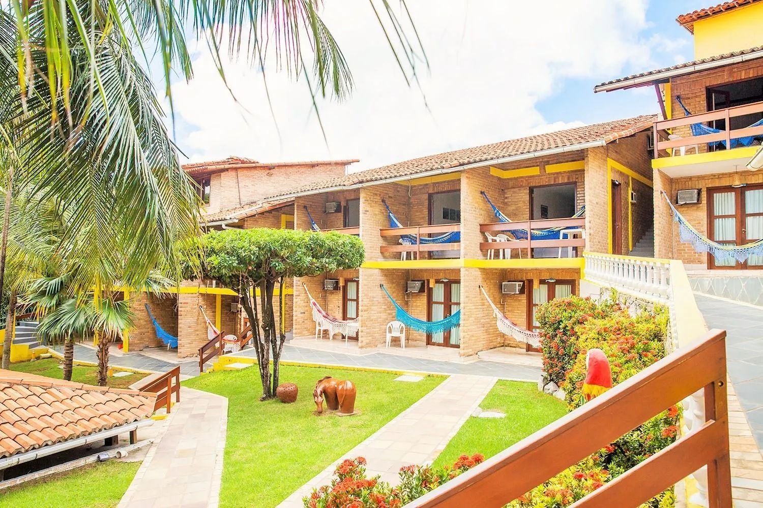 Day in Hotel Tubarão