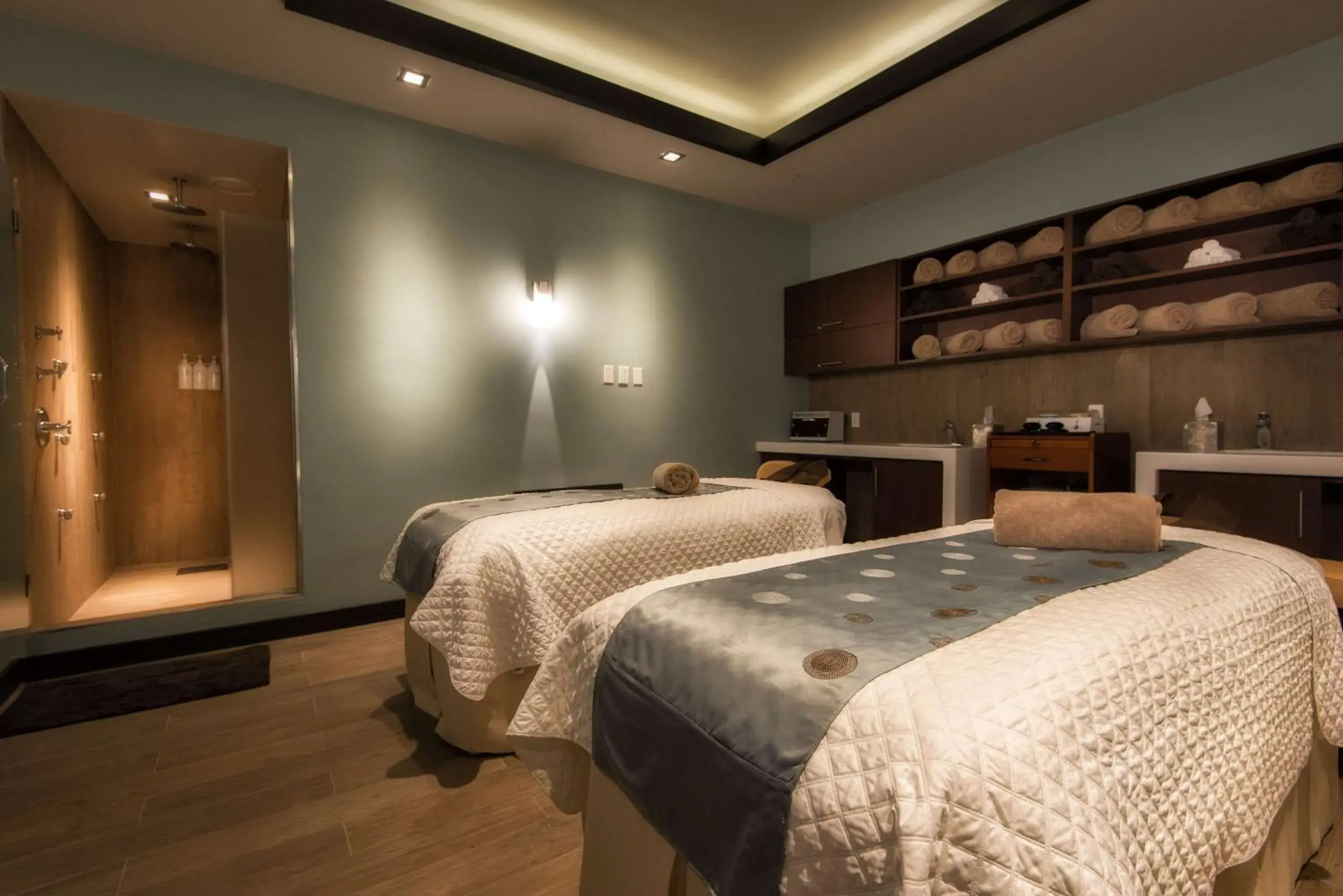 Spa and wellness centre/facilities, Bed in Hilton Barbados Resort Spa and wellness centre/facilities, Bed in Hilton Barbados Resort