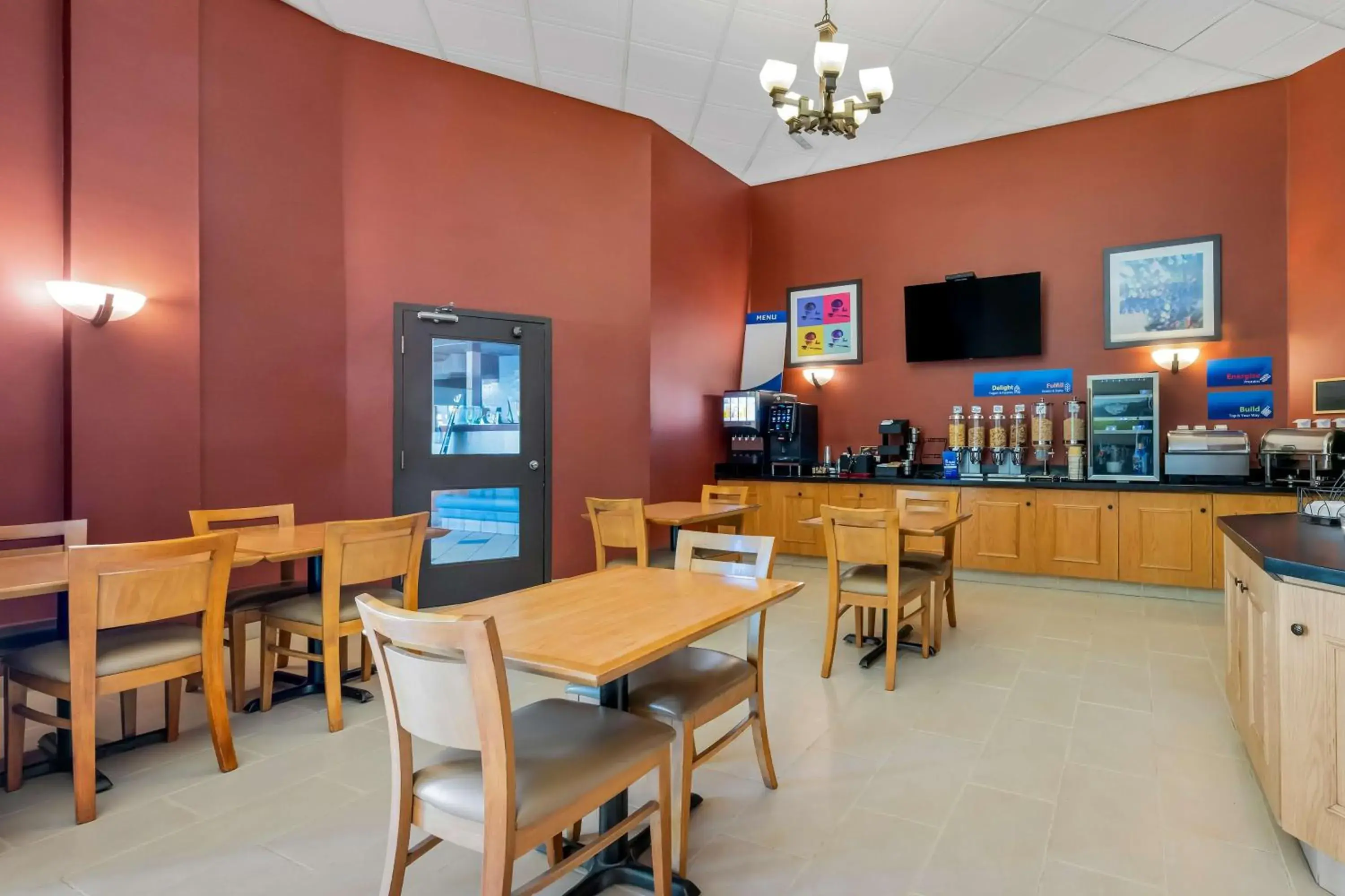 Breakfast in Best Western of Olds Breakfast in Best Western of Olds