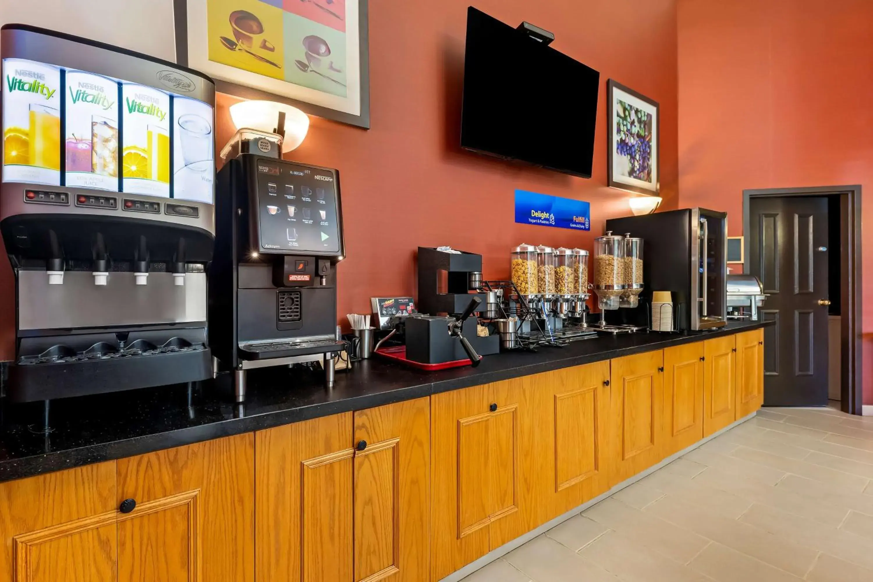 Breakfast in Best Western of Olds Breakfast in Best Western of Olds