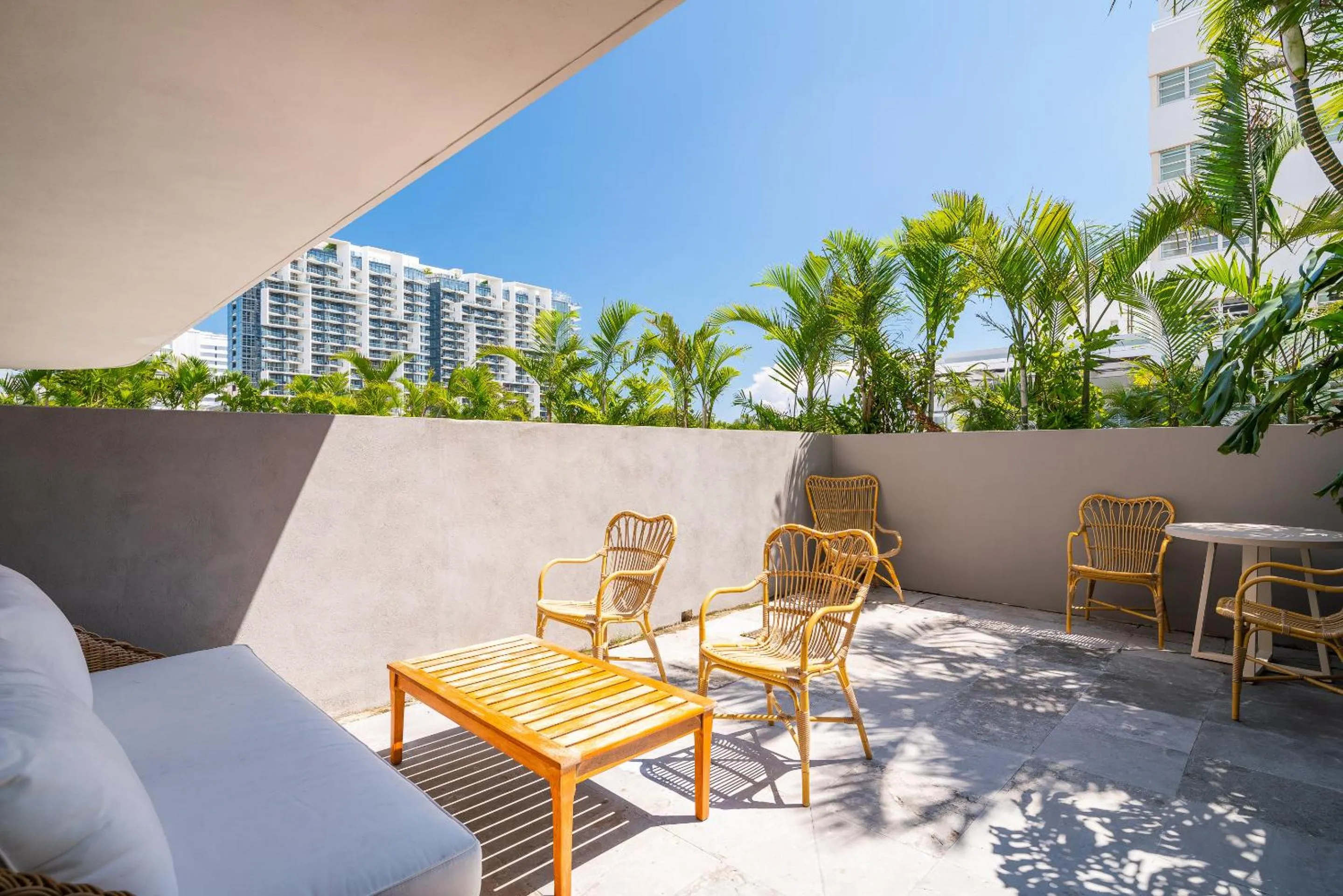 Balcony/Terrace in Boulan South Beach