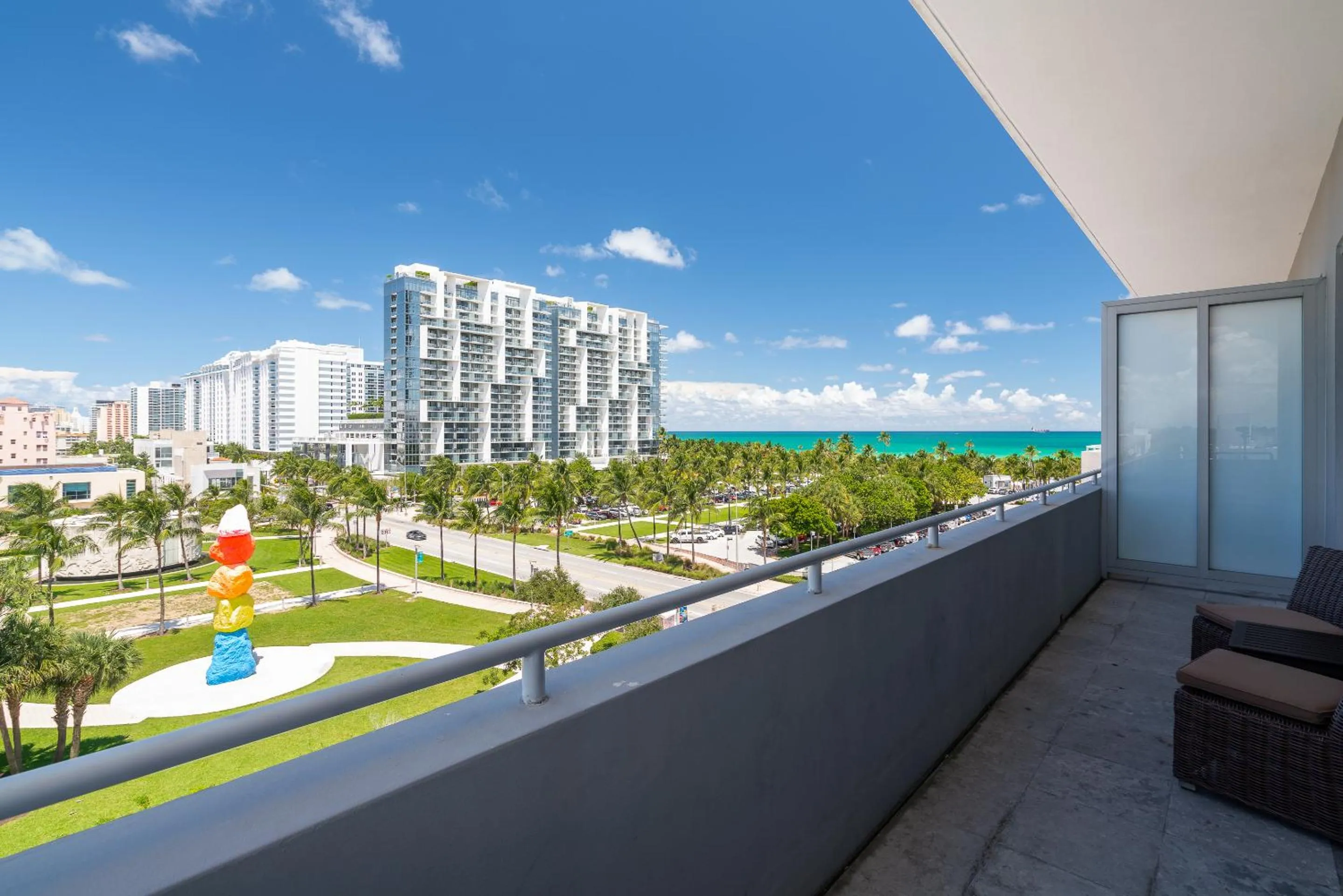 Sea view in Boulan South Beach