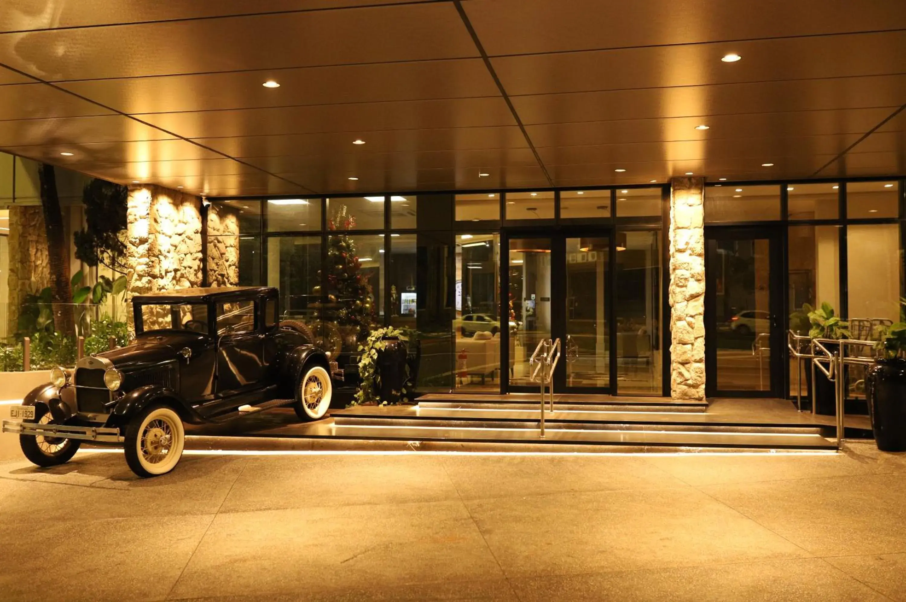 Facade/entrance in Indaiá Park Hotel Facade/entrance in Indaiá Park Hotel