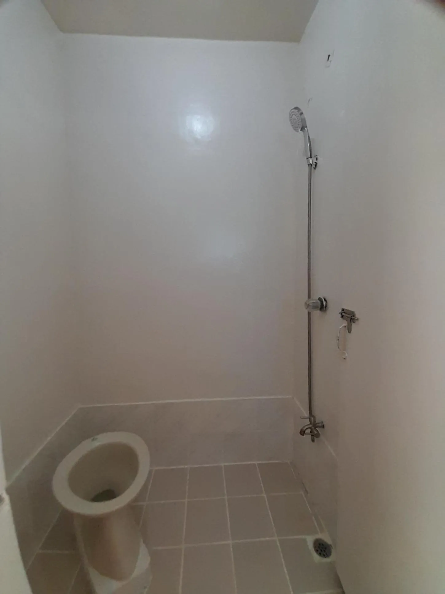 Shower in Reynaldo's Upstairs