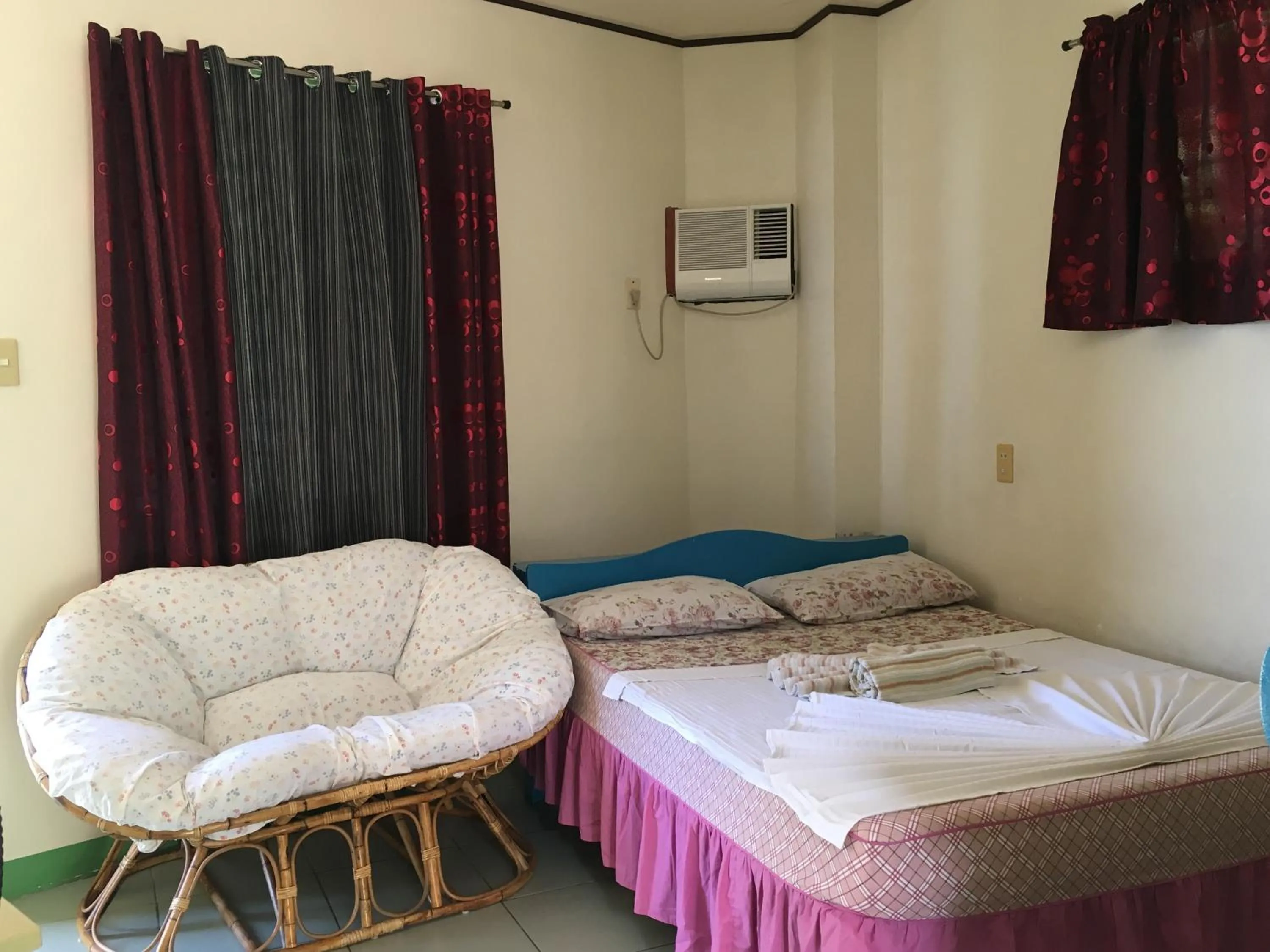 Bed in Reynaldo's Upstairs