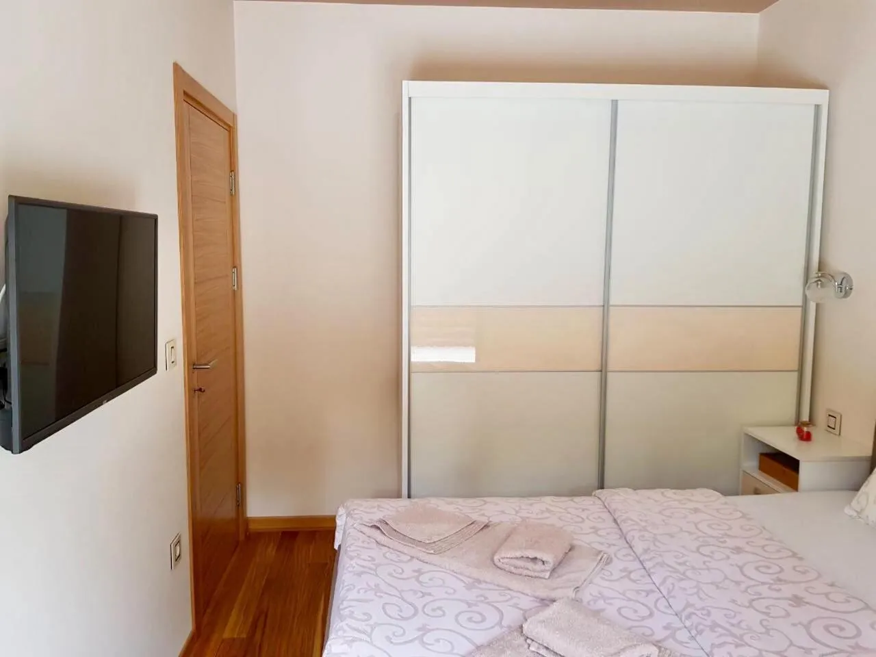 Bed in Apartment Jelena