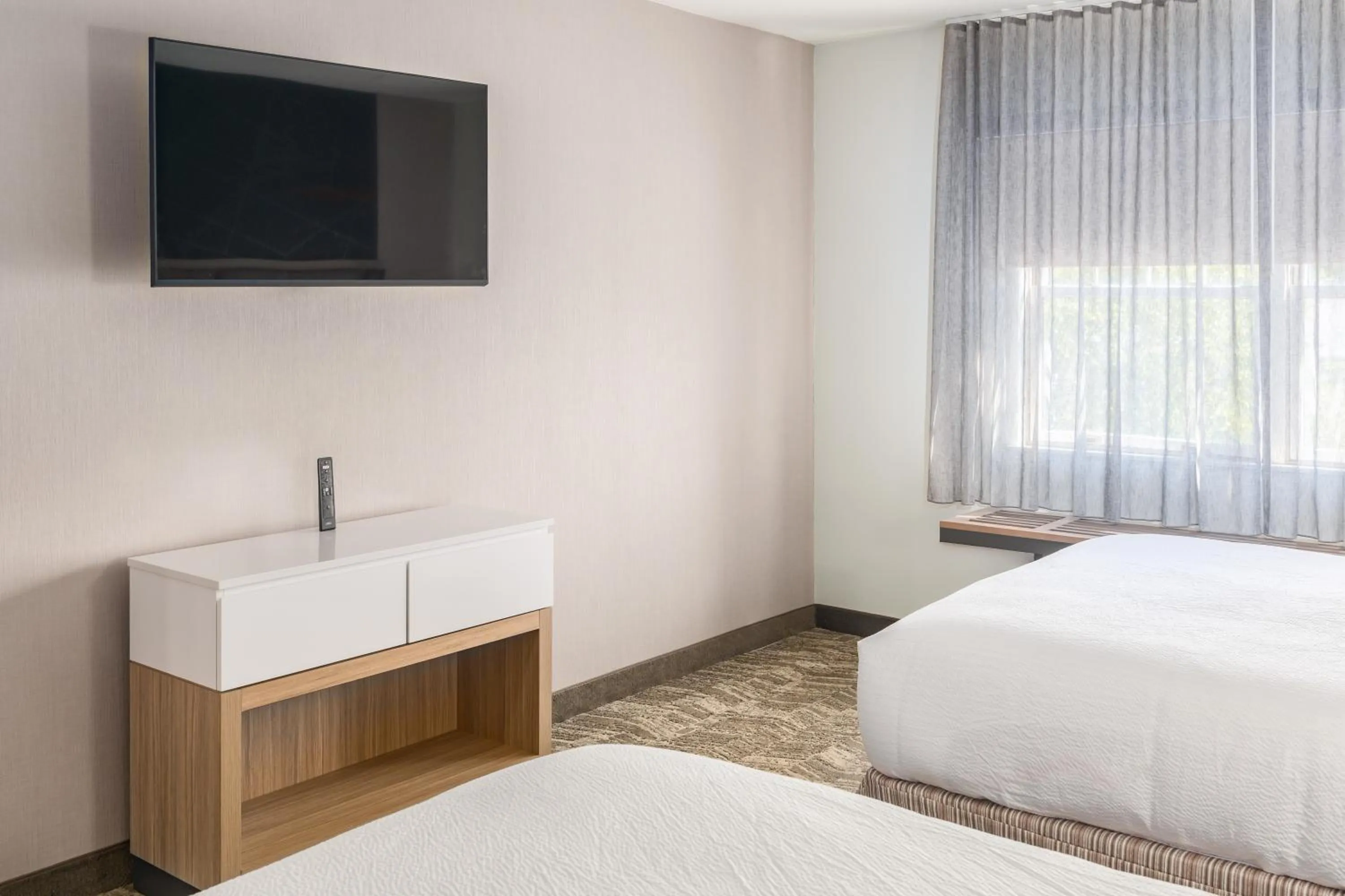 TV and multimedia, Bed in SpringHill Suites by Marriott Freeport Brunswick