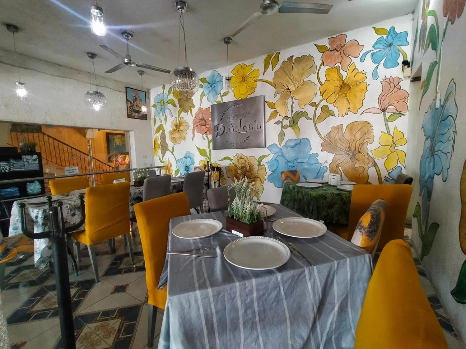 Restaurant/places to eat in Hotel Posada Doña Lala