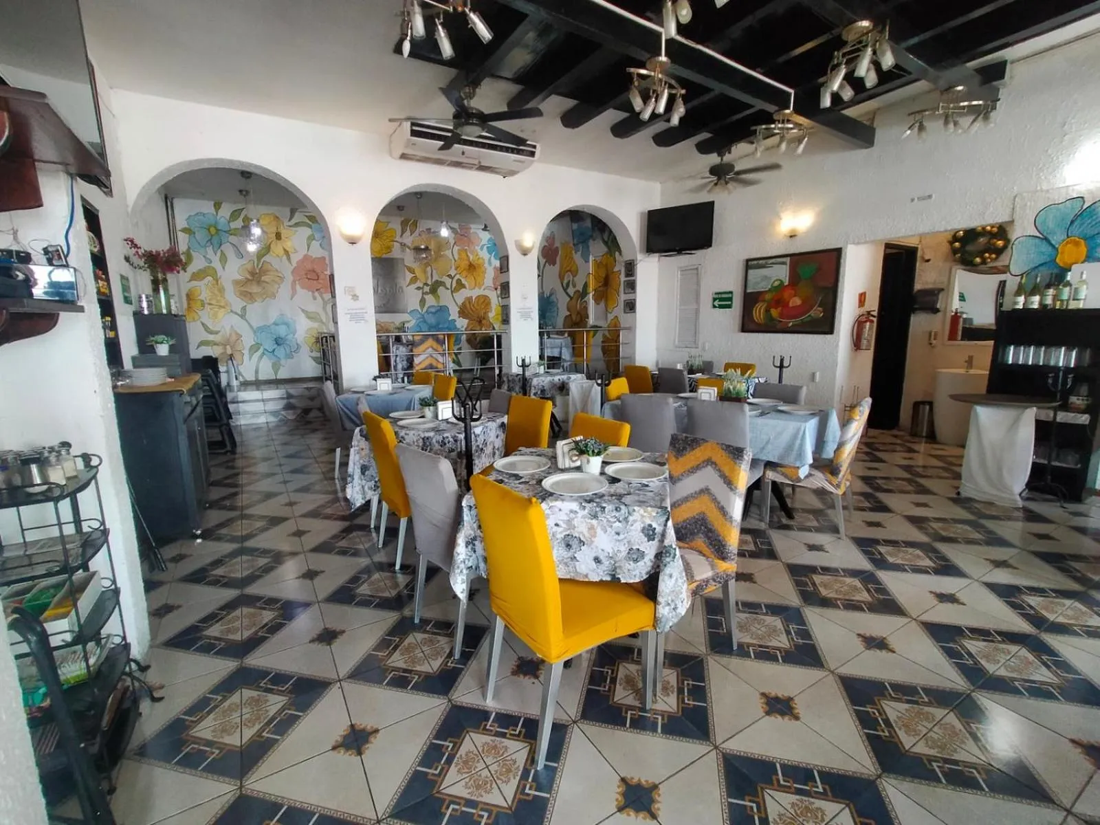 Restaurant/places to eat in Hotel Posada Doña Lala