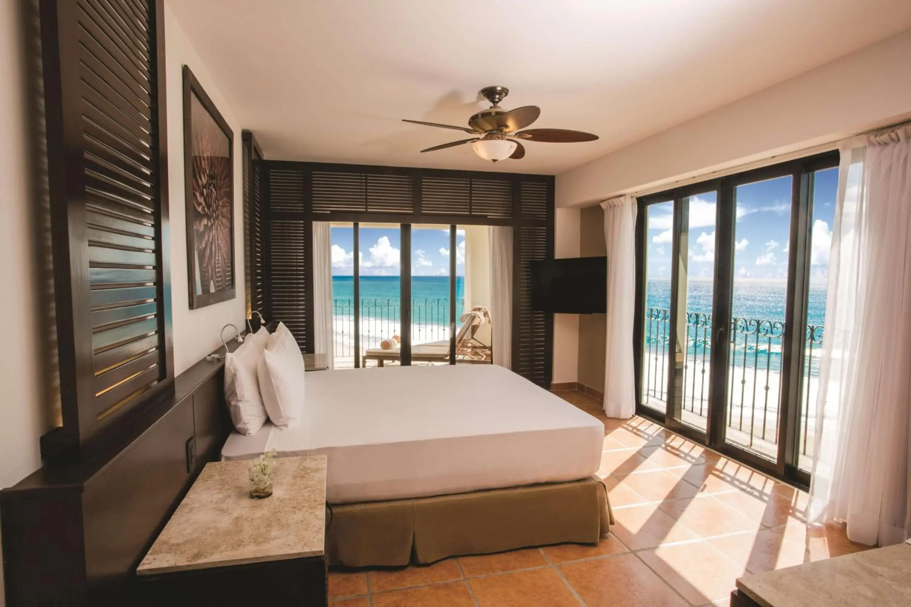 Club Two-Bedroom Grand Master Suite with Ocean Front - single occupancy in Hyatt Ziva Los Cabos - All Inclusive Club Two-Bedroom Grand Master Suite with Ocean Front - single occupancy in Hyatt Ziva Los Cabos - All Inclusive