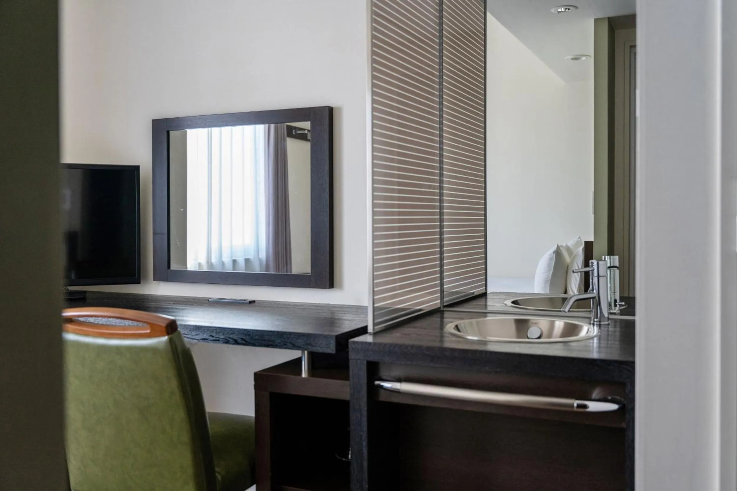 Photo of the whole room in Hotel Vista Ebina