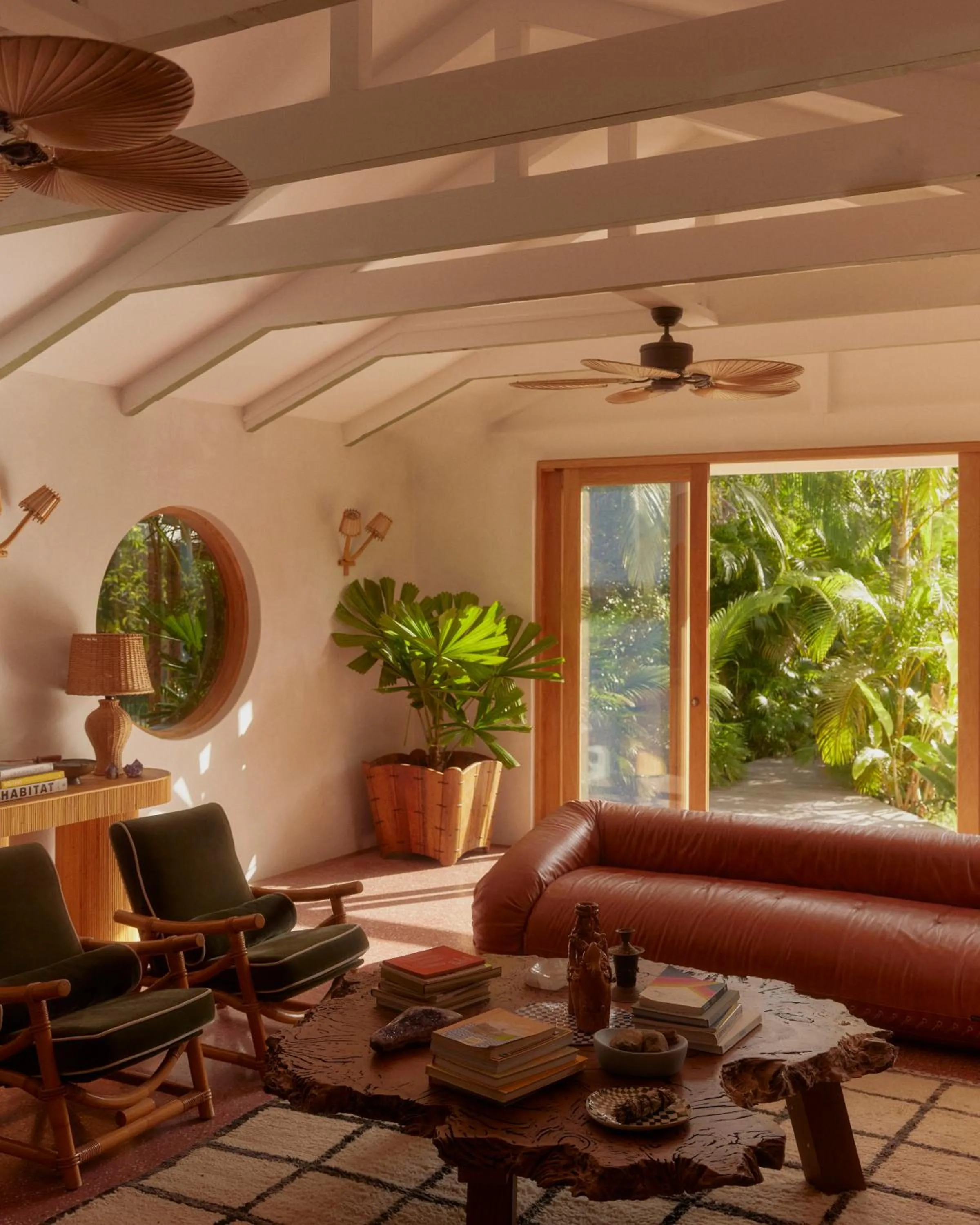 Library in The Sunseeker, Byron Bay