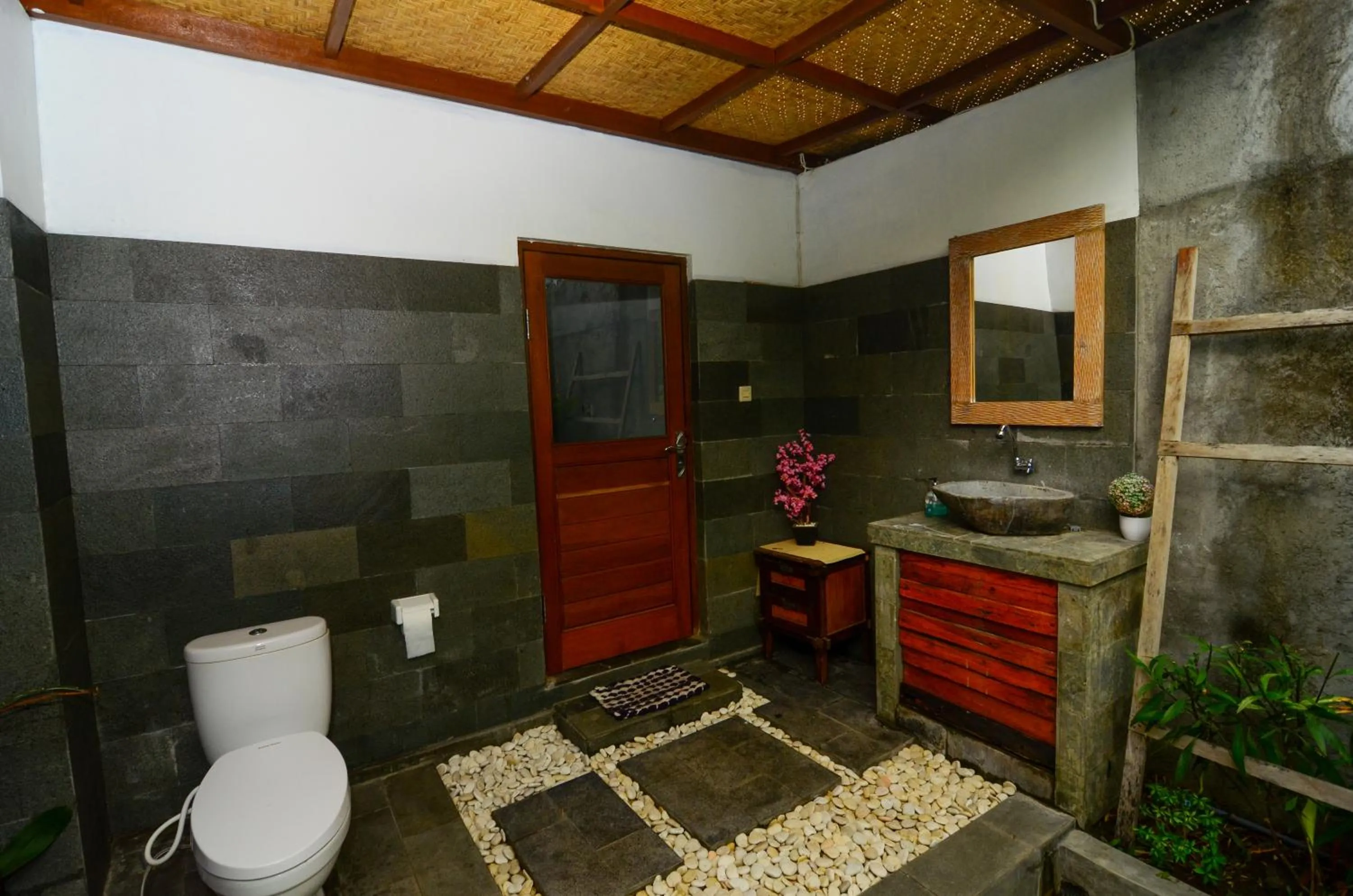 Bathroom in Bintang House
