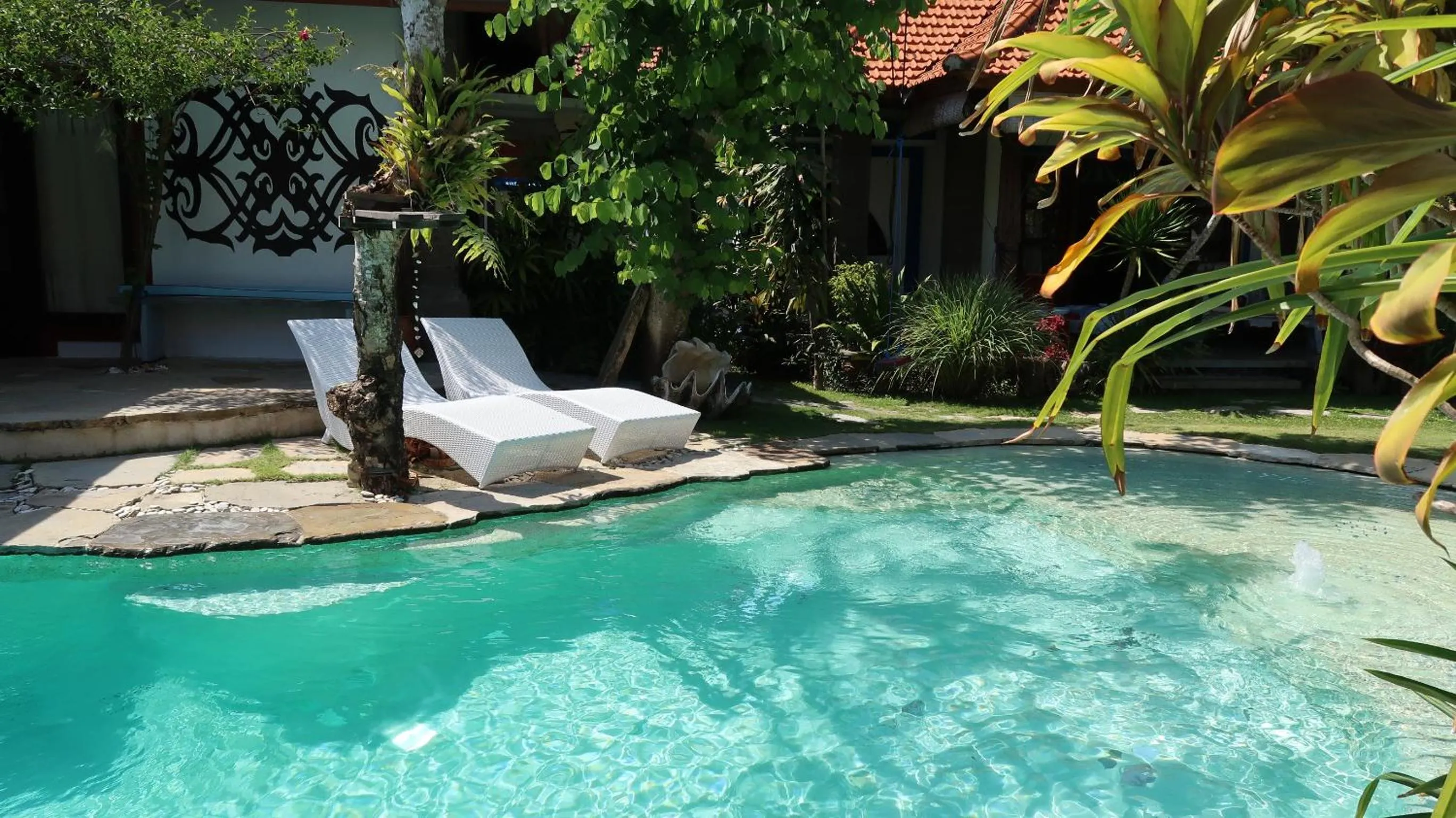 Swimming pool in Villa Shantitara Bungalows