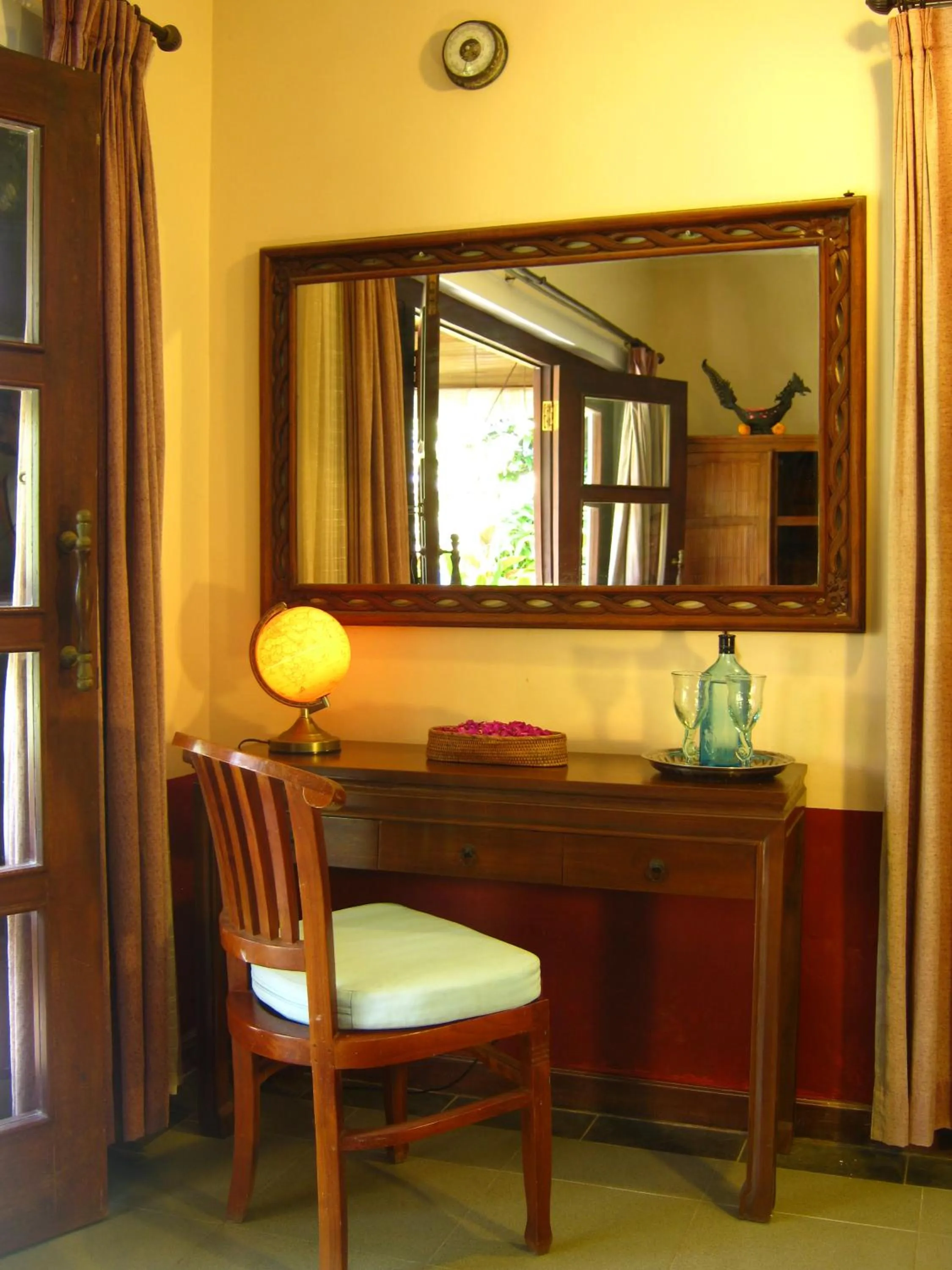 Decorative detail in Villa Shantitara Bungalows