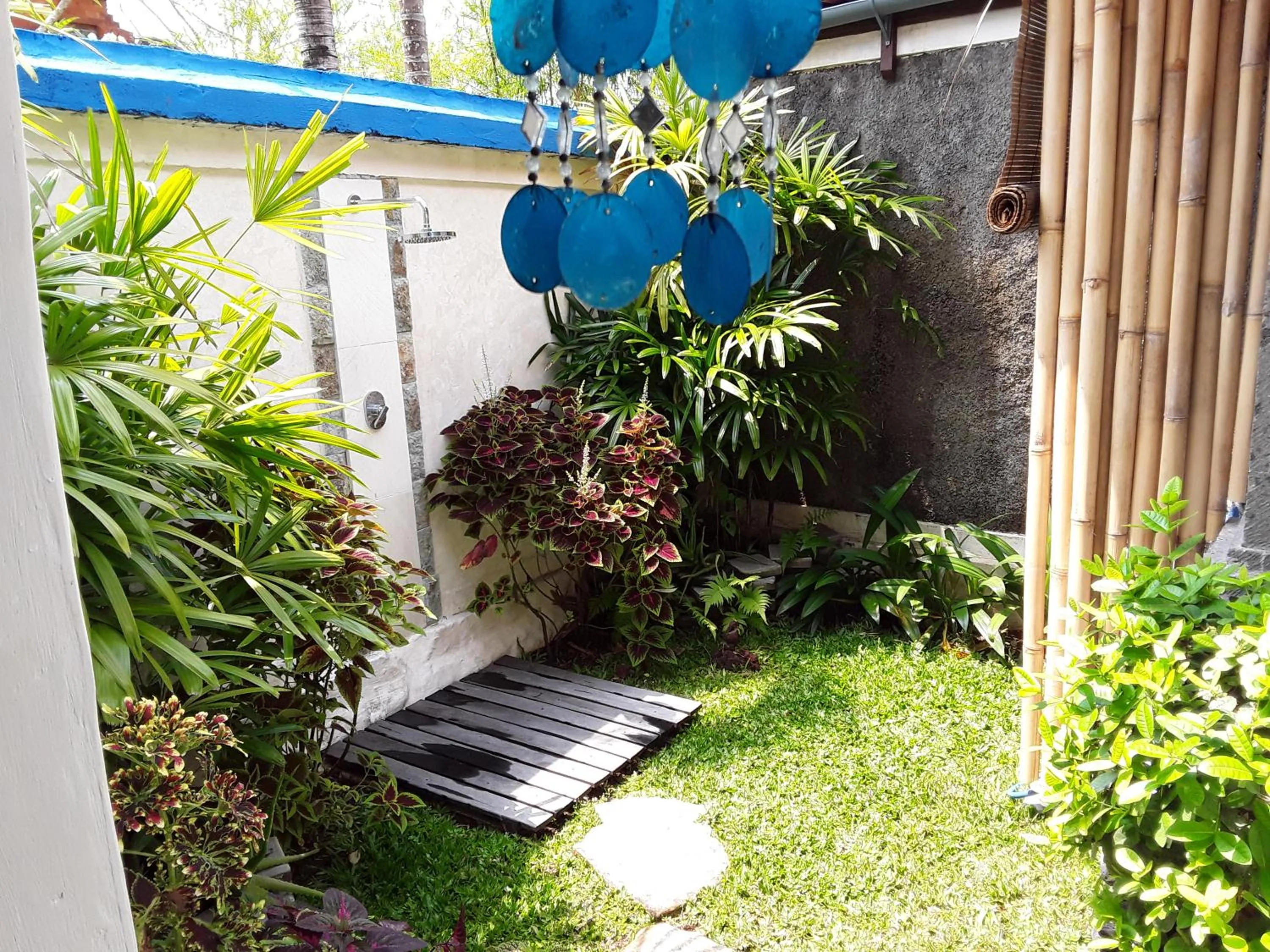 Bathroom in Villa Shantitara Bungalows