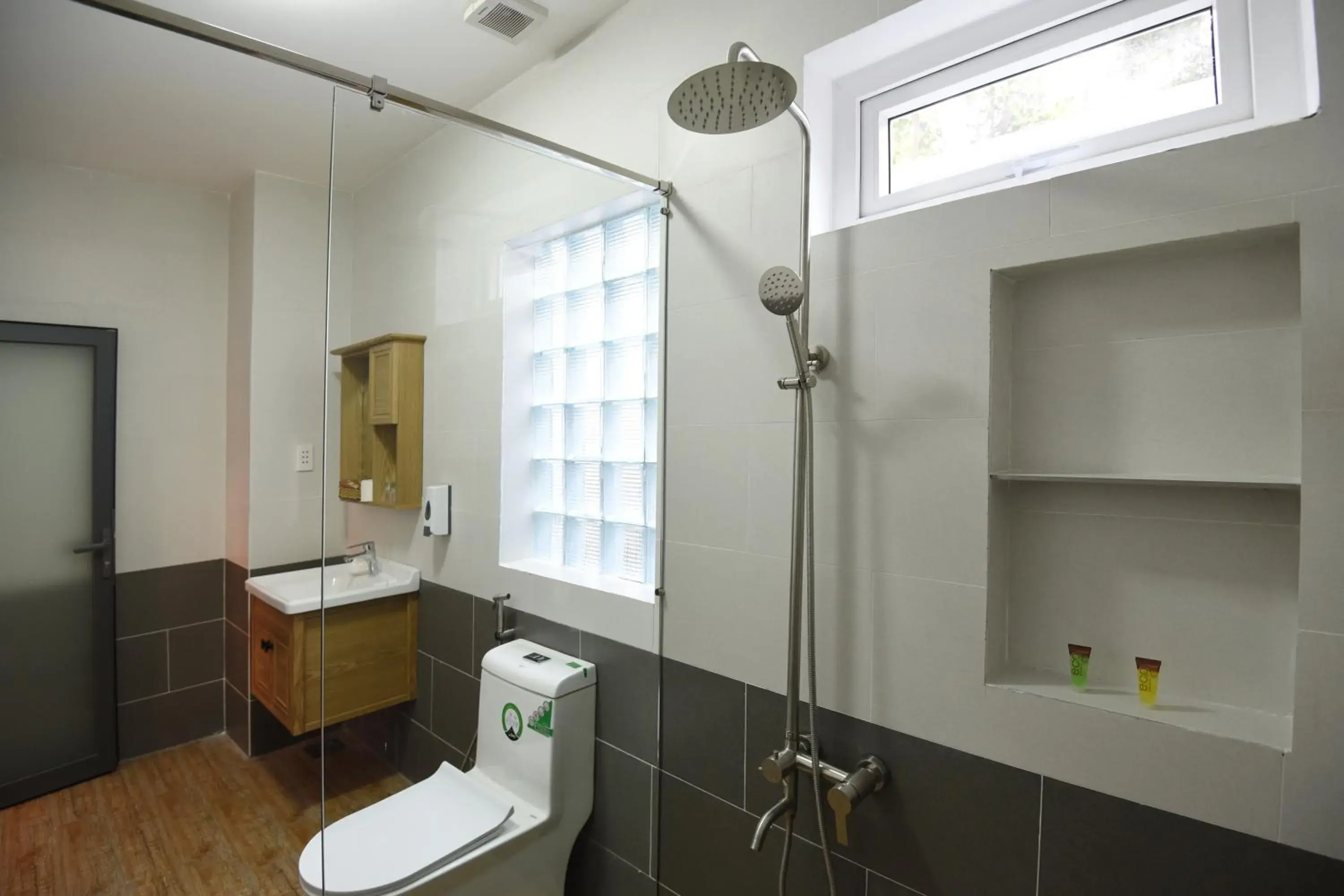 Deluxe Double or Twin Room with Balcony - single occupancy in Đồi Sao Phú Quốc Deluxe Double or Twin Room with Balcony - single occupancy in Đồi Sao Phú Quốc
