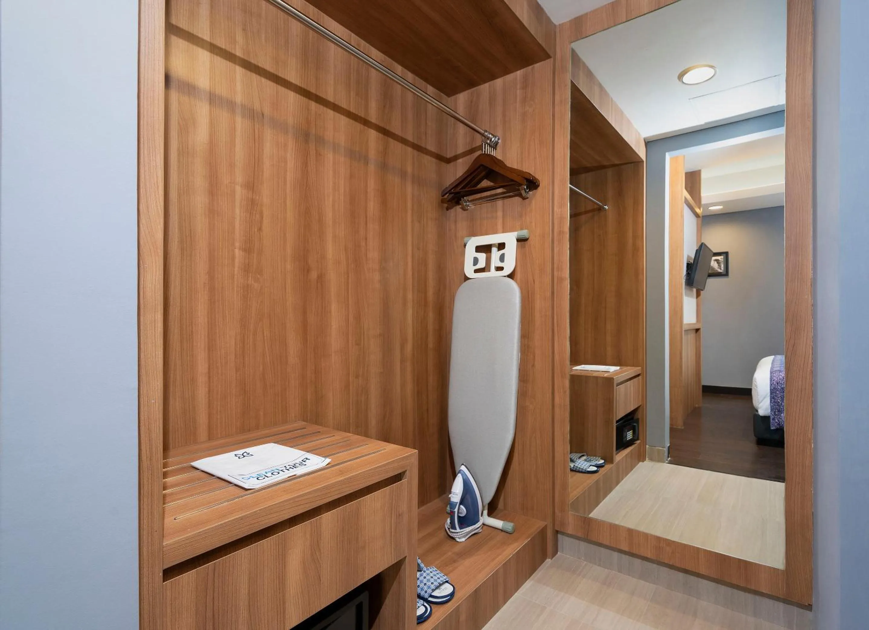 Area and facilities in BATIQA Hotel Darmo - Surabaya