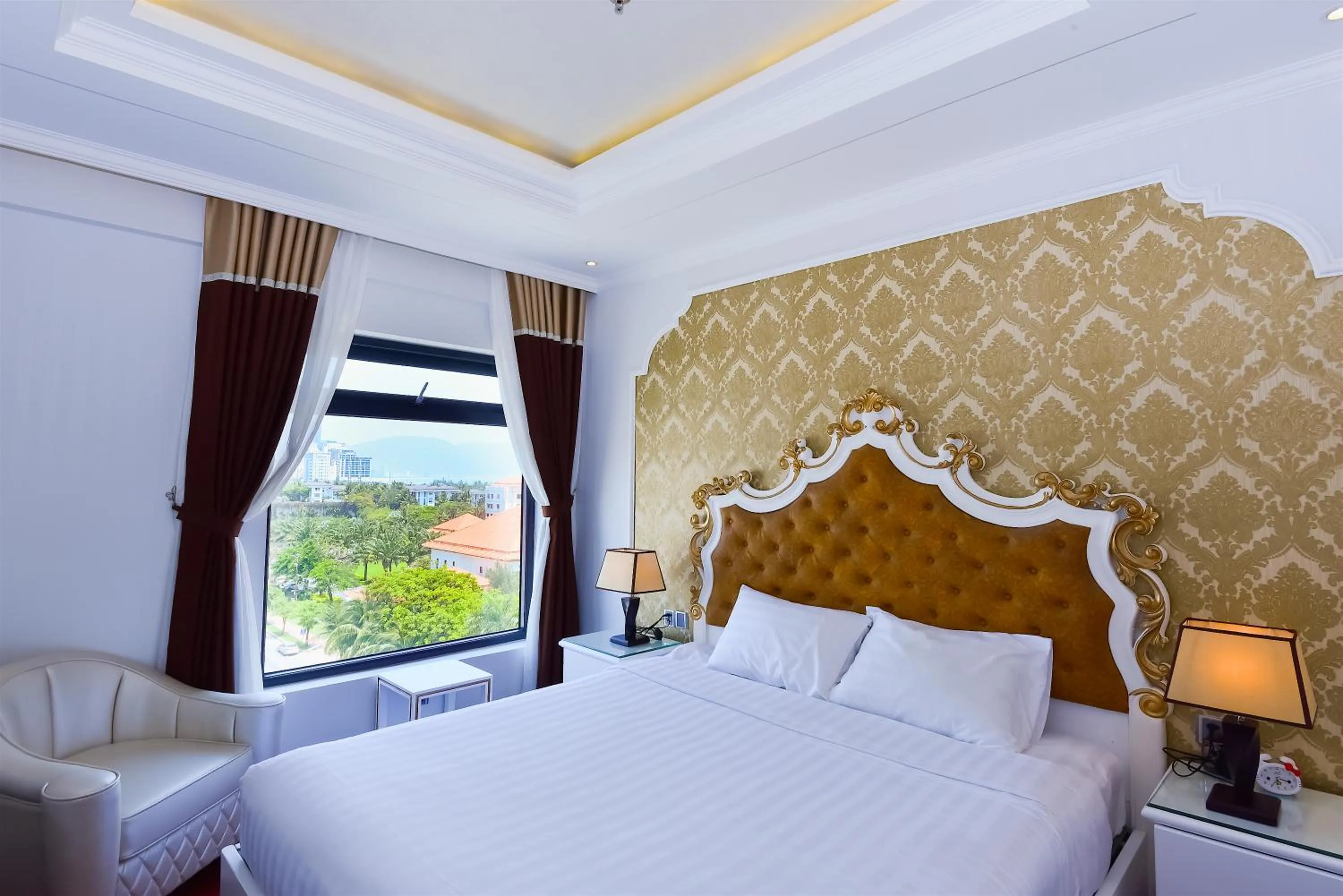 Bedroom, Bed in Rung Huong Apartment