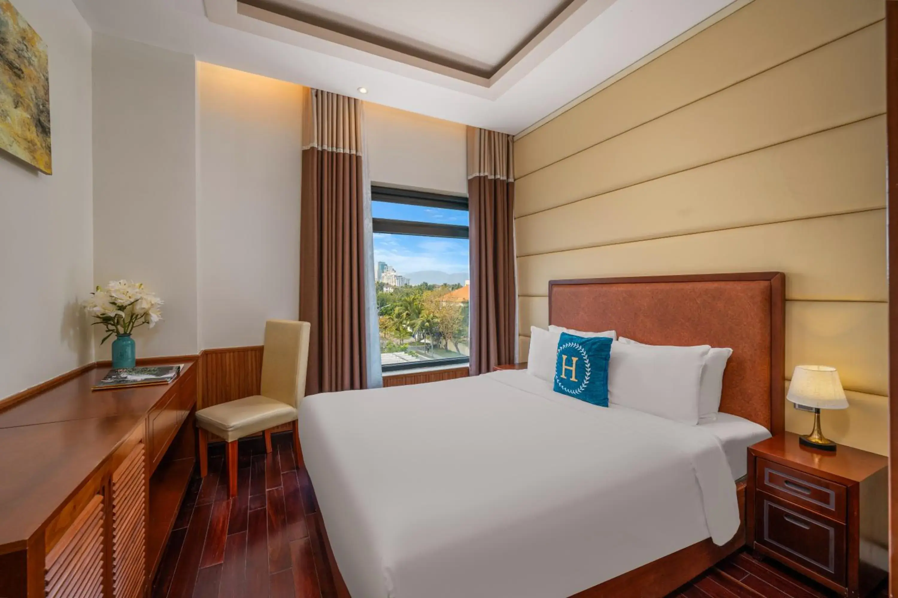 Three-Bedroom Apartment - VIVIAN in Rung Huong Apartment Danang Beach Three-Bedroom Apartment - VIVIAN in Rung Huong Apartment Danang Beach