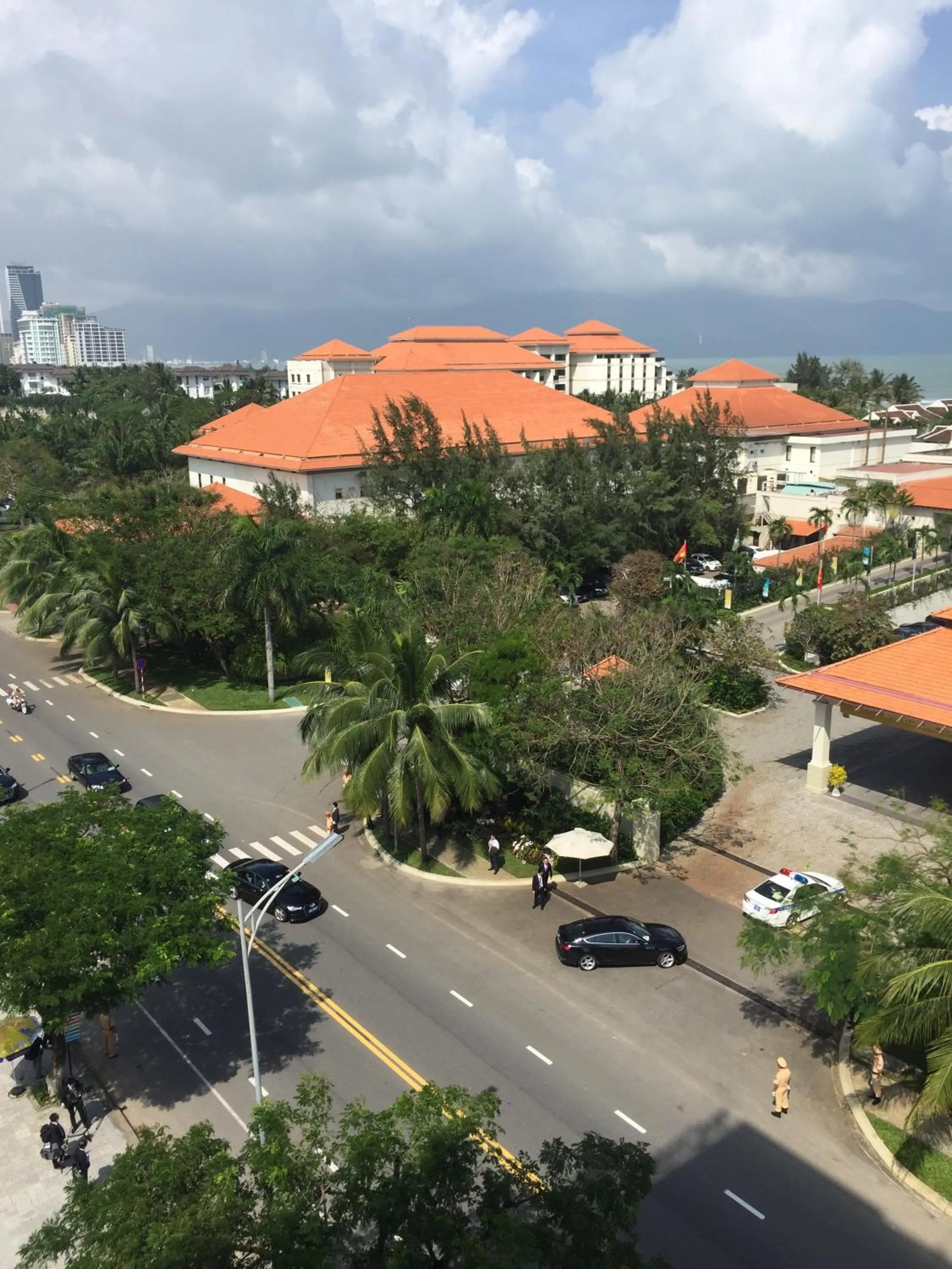 Day in Rung Huong Apartment